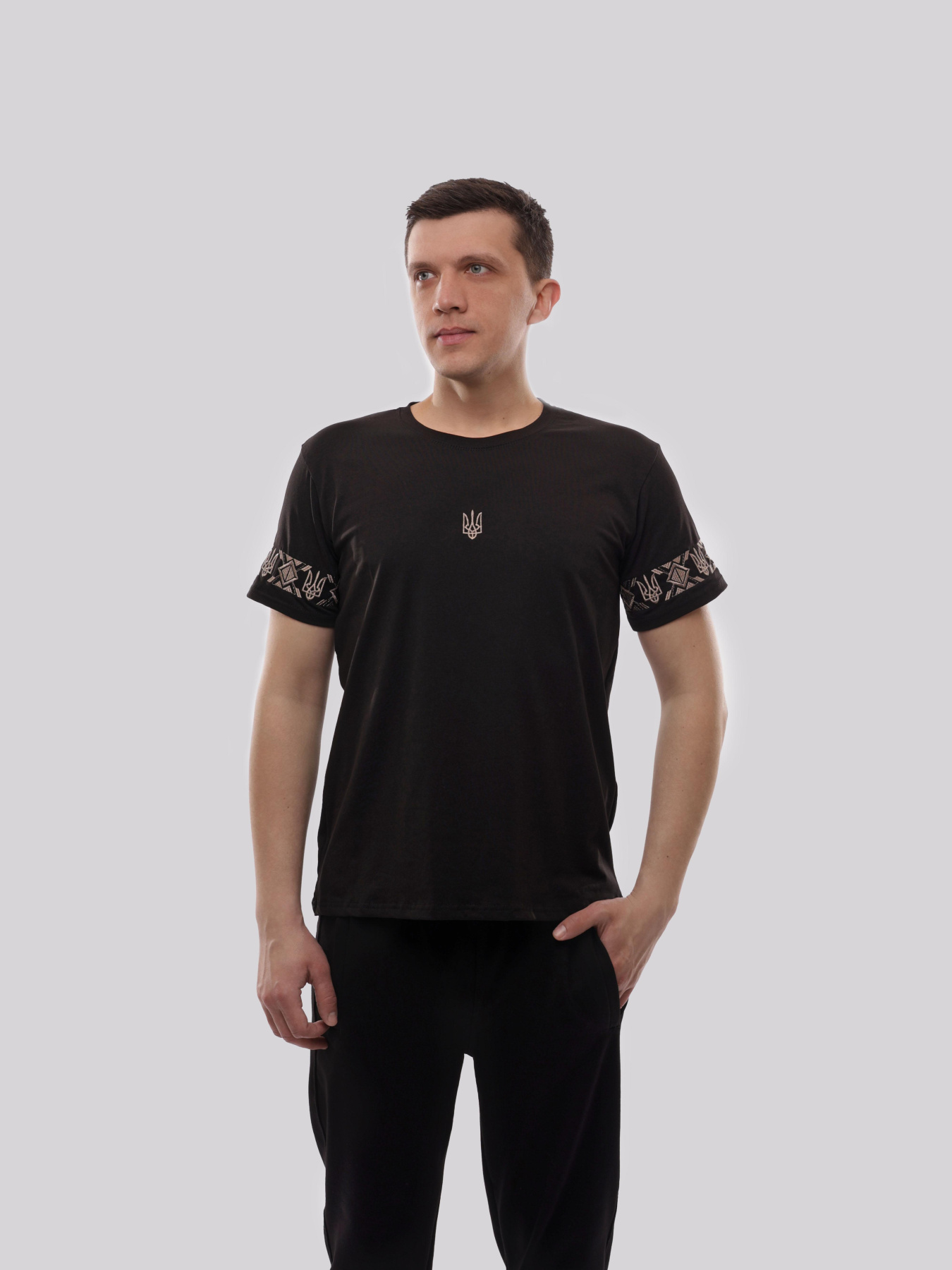 Футболка чоловіча Чорний ЛОТОС модель 719807 Фото