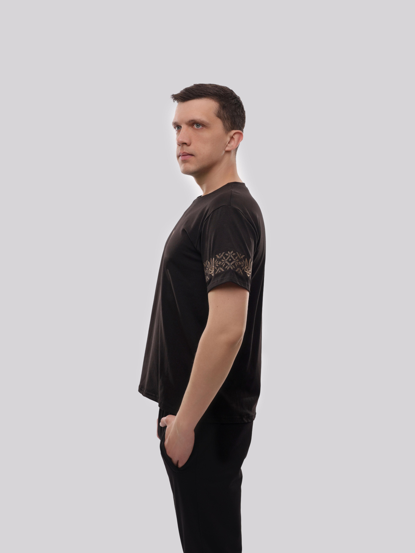 Футболка чоловіча Чорний ЛОТОС модель 719812 Фото