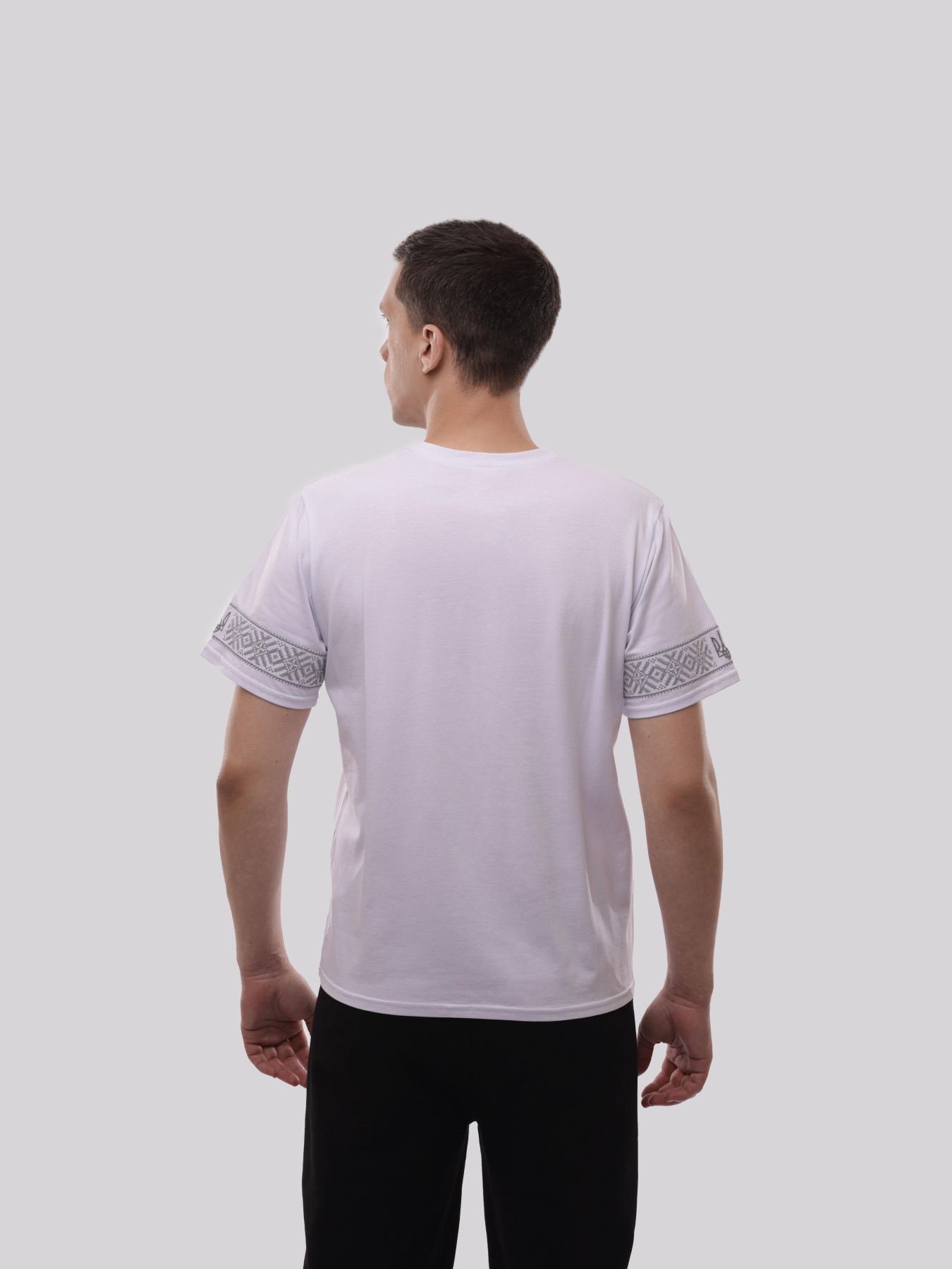 Футболка чоловіча Білий ФІОНА модель 719823 Фото