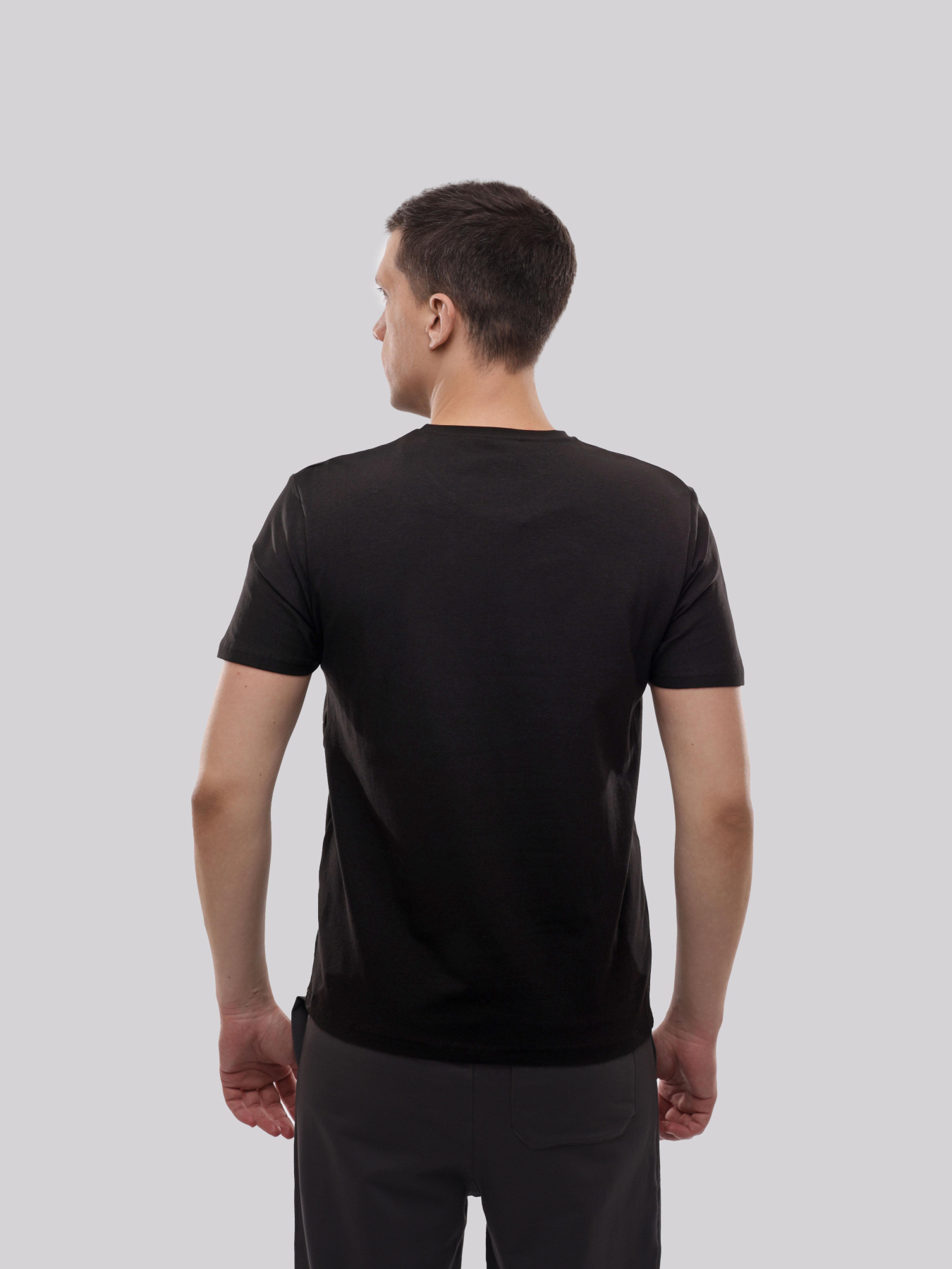Футболка мужская Чёрный TREND LINE модель 720420 Фото