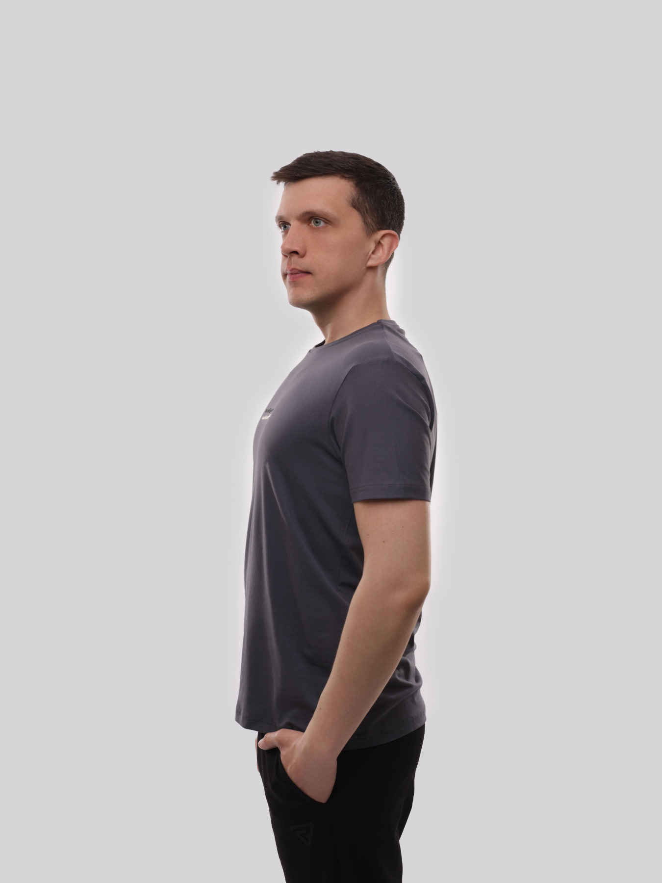 Футболка мужская Тёмно-серый TREND LINE модель 727580 Фото