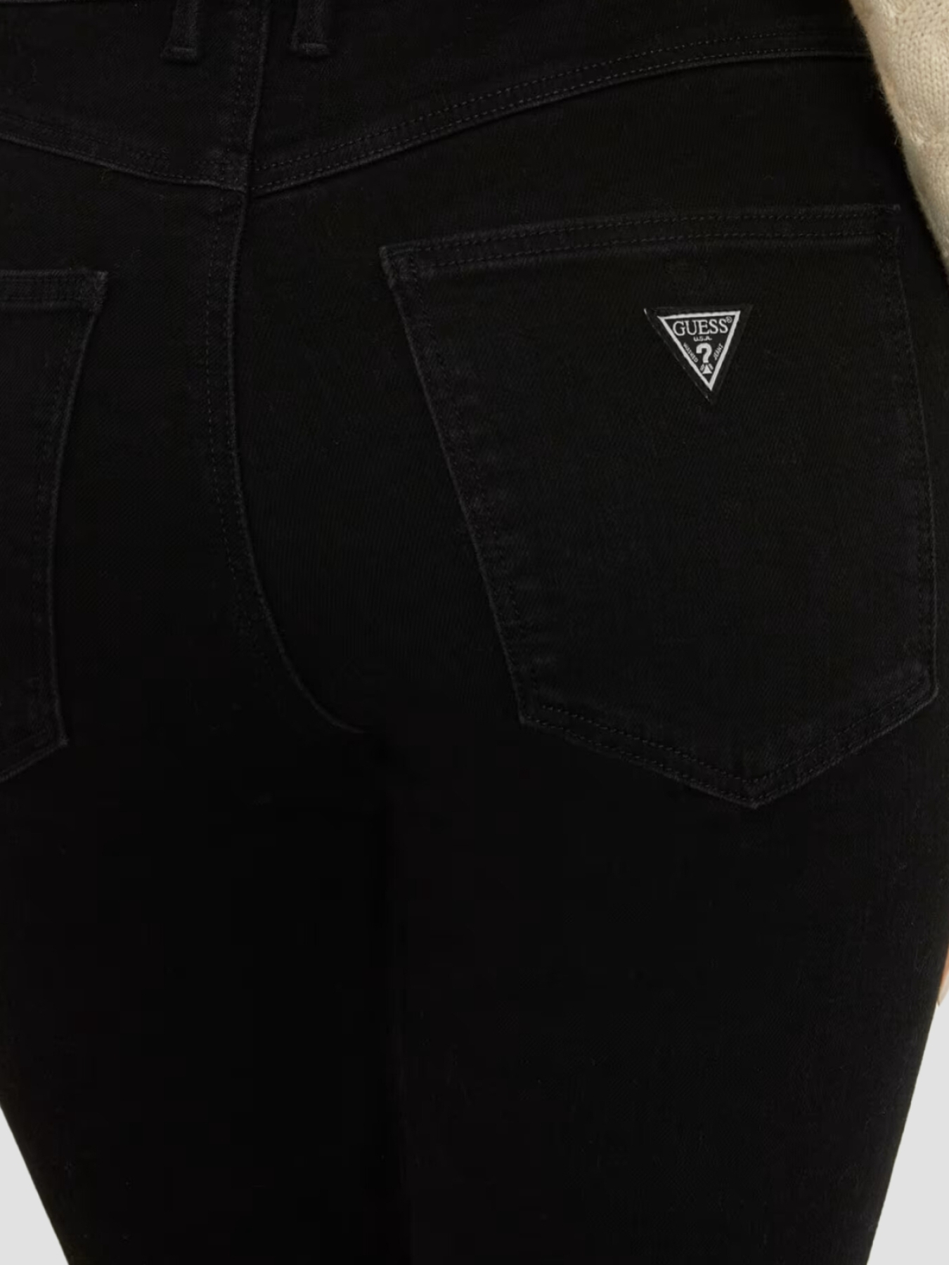 Прямые джинсы GUESS модель W2YA46.D4PZ1;CBL1 Прямые джинсы GUESS модель W2YA46.D4PZ1;CBL1 Фото