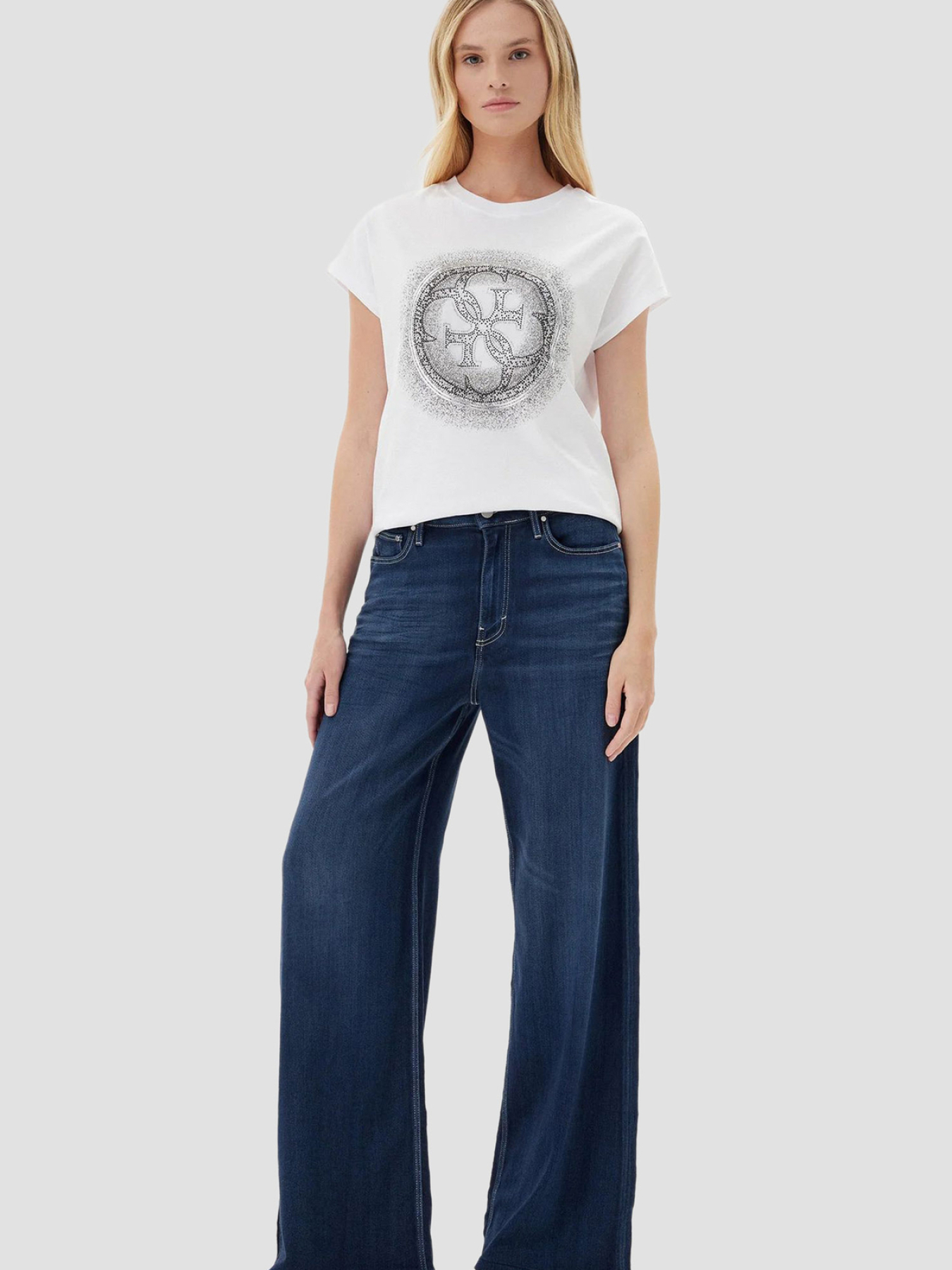 Джинсы Guess модель W5YA82.D0782;CMF7 Джинсы Guess модель W5YA82.D0782;CMF7 Фото