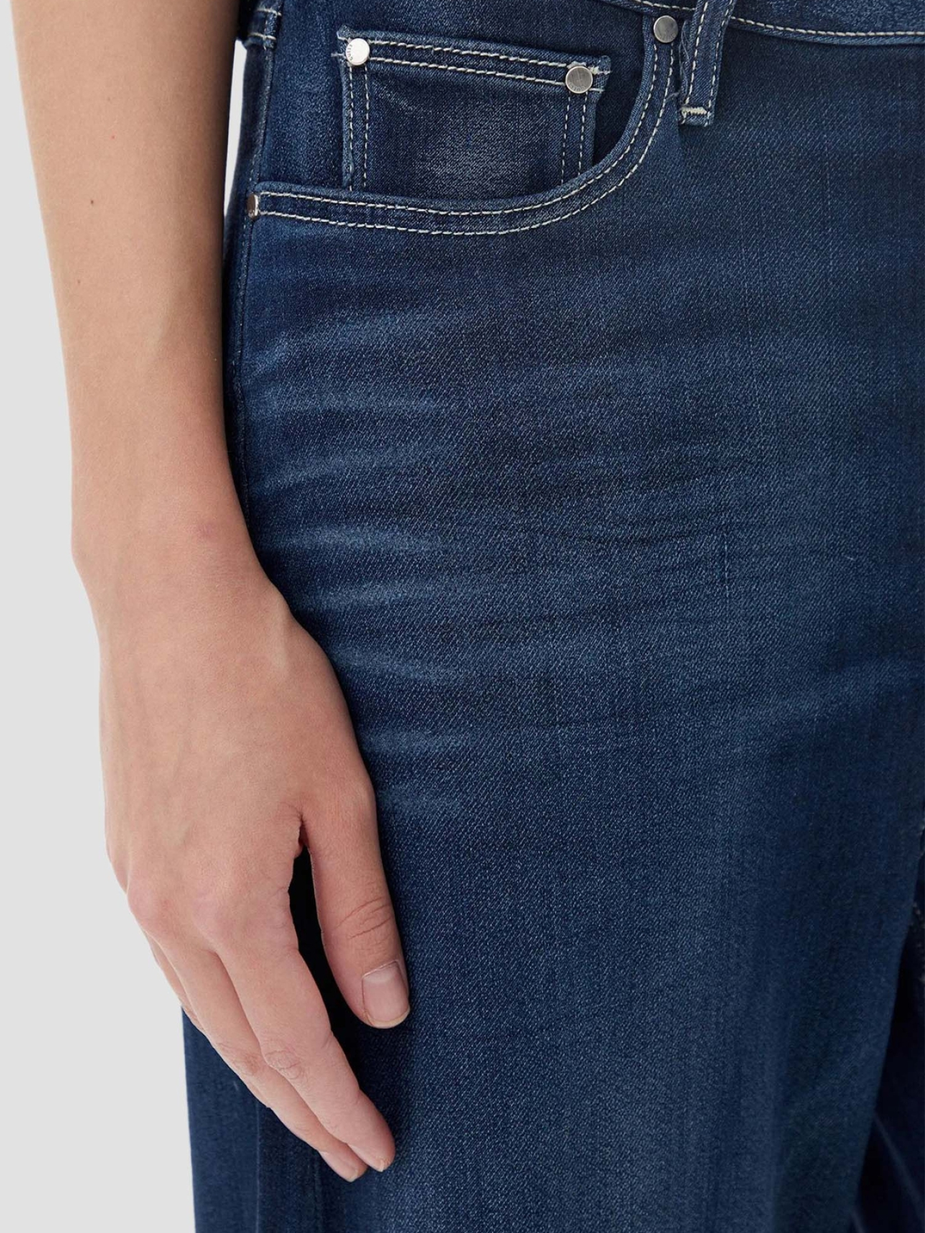 Джинсы Guess модель W5YA82.D0782;CMF7 Джинсы Guess модель W5YA82.D0782;CMF7 Фото