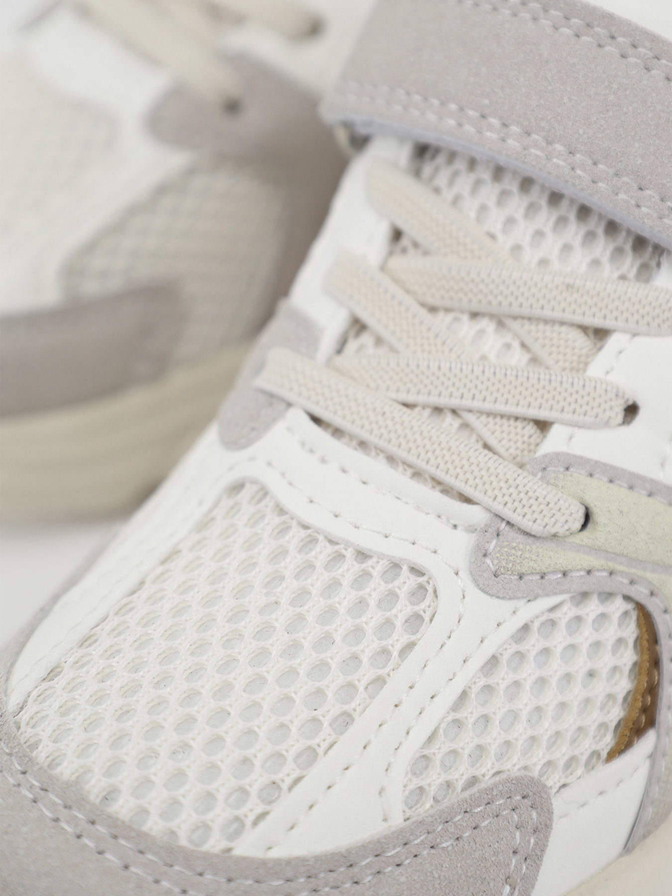 Кроссовки для девочки  цвет бежевый ЦБ-00289471 модель ЦБ-00289471 Фото