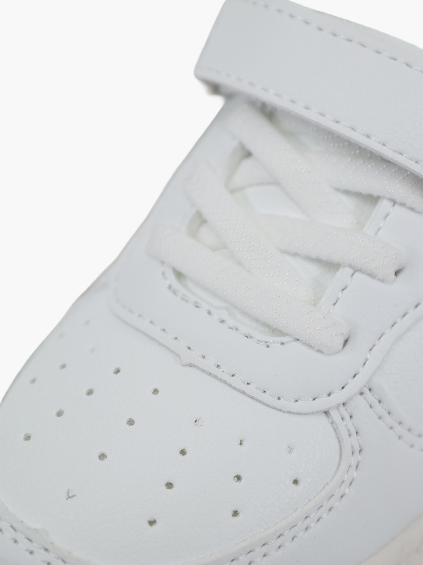 Кеди для дівчинки колір білий ЦБ-00289807 модель ЦБ-00289807 Кеди для дівчинки колір білий ЦБ-00289807 модель ЦБ-00289807 Фото