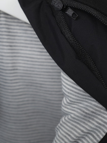 Жилет утеплённый для мальчика  цвет черный ЦБ-00289747 модель ЦБ-00289747 Фото