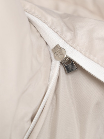 Жилет утеплённый для девочки  цвет молочный ЦБ-00289763 модель ЦБ-00289763 Фото