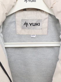 Жилет утеплённый для девочки  цвет молочный ЦБ-00289763 модель ЦБ-00289763 Фото