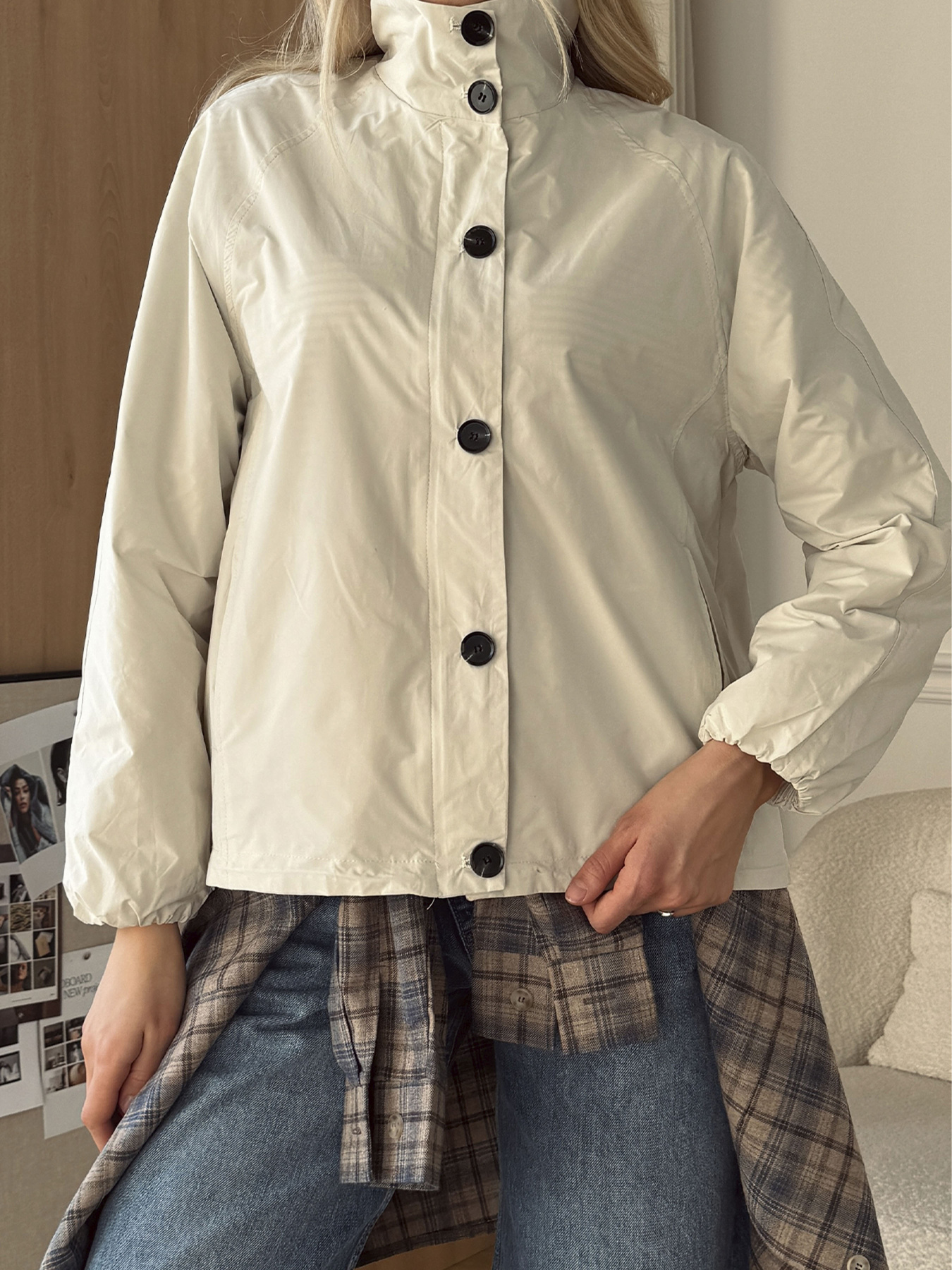 Вітровка жіноча  колір молочний ЦБ-00290247 модель ЦБ-00290247 Фото