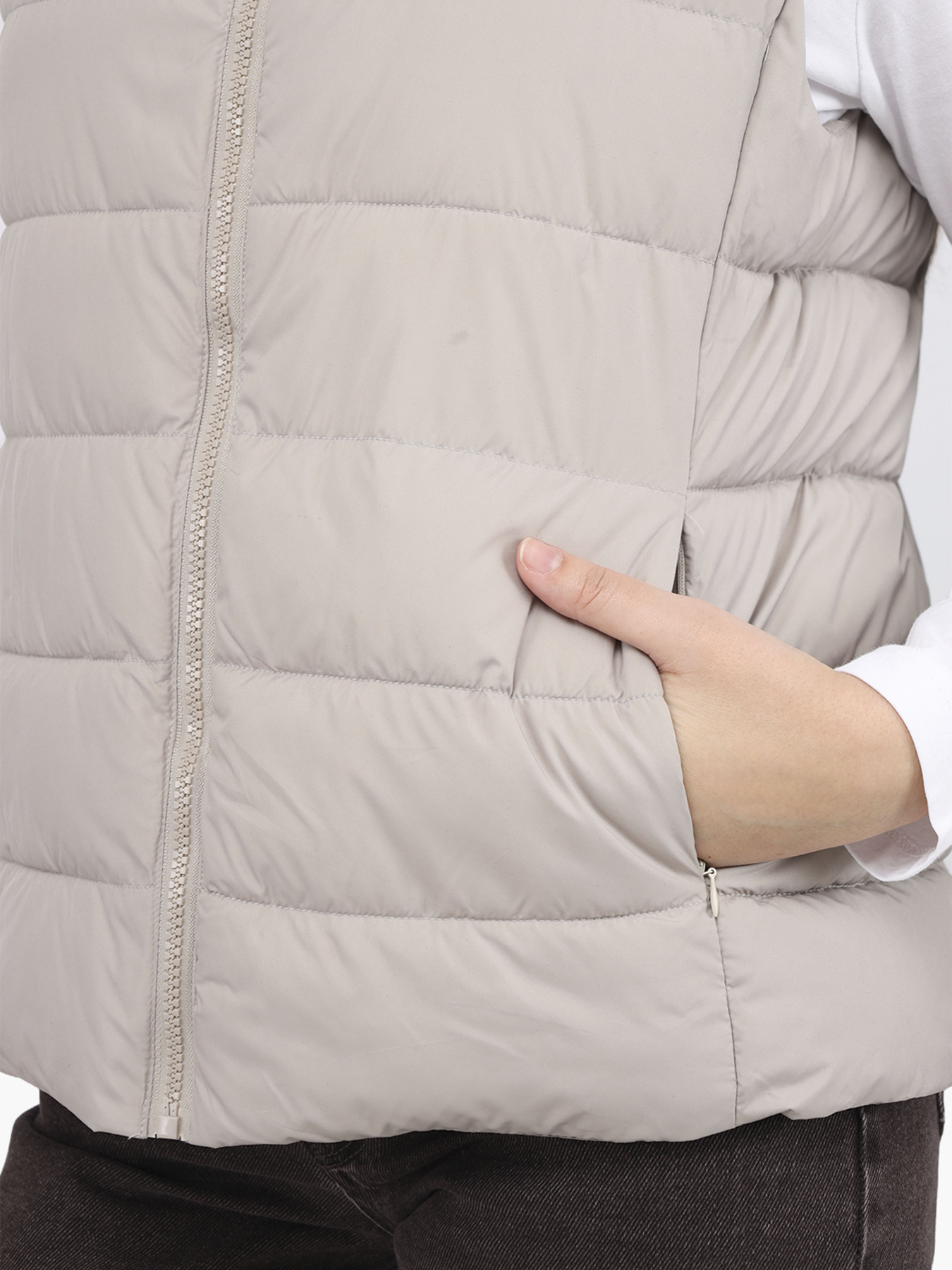 Жилет утеплённый женский  цвет бежевый ЦБ-00290250 модель ЦБ-00290250 Фото