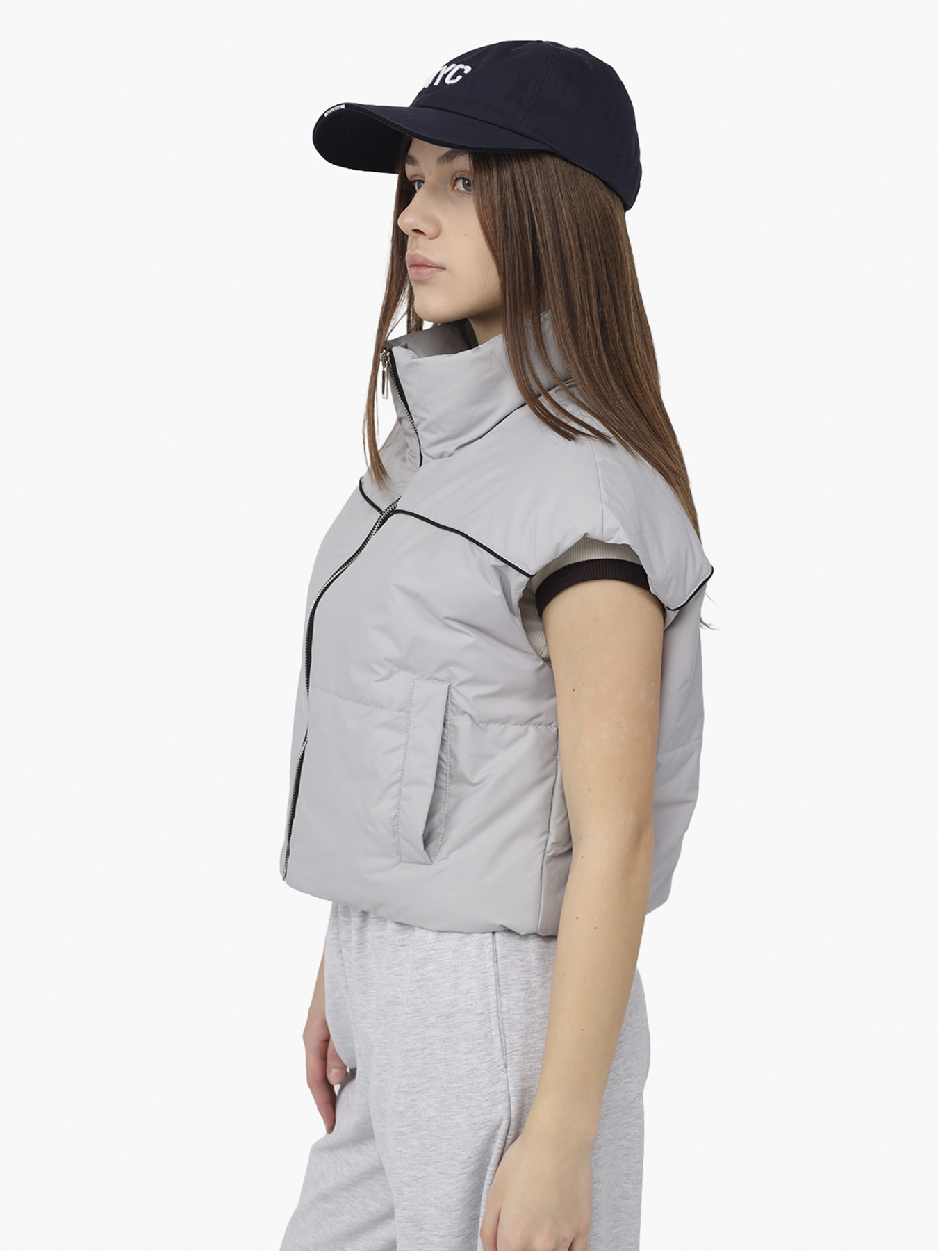 Жилет утеплённый женский  цвет светло-серый ЦБ-00290253 модель ЦБ-00290253 Фото