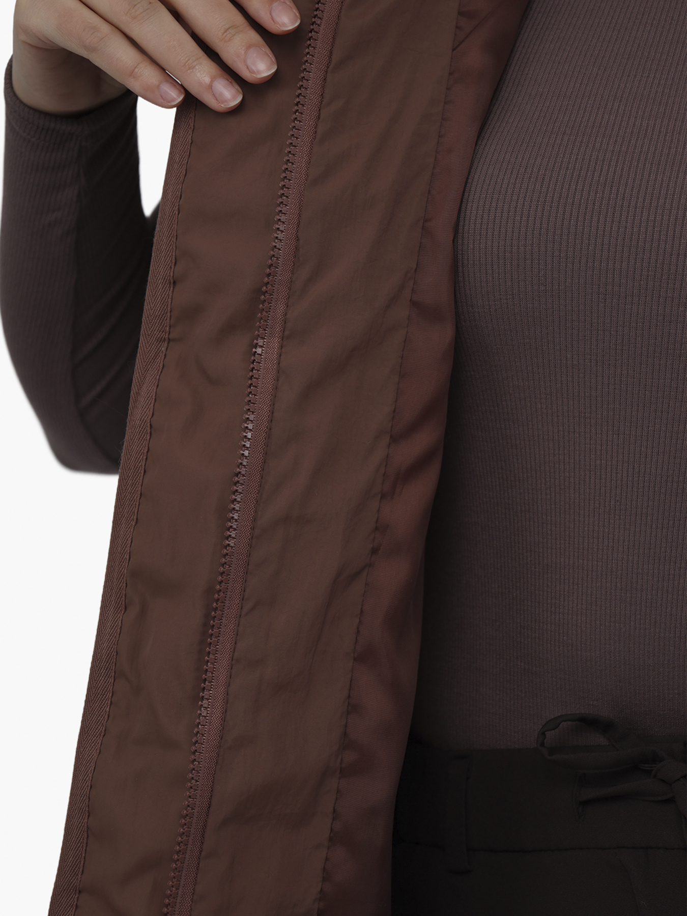 Жилет утеплённый женский  цвет коричневый ЦБ-00290255 модель ЦБ-00290255 Фото