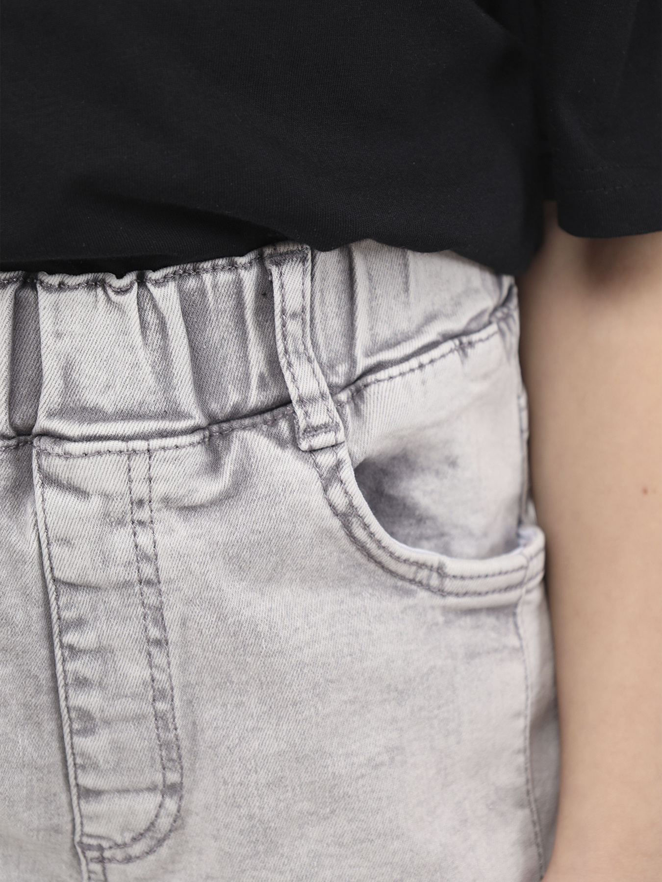 Джинси кльош YUKI модель ЦБ-00290690 Фото