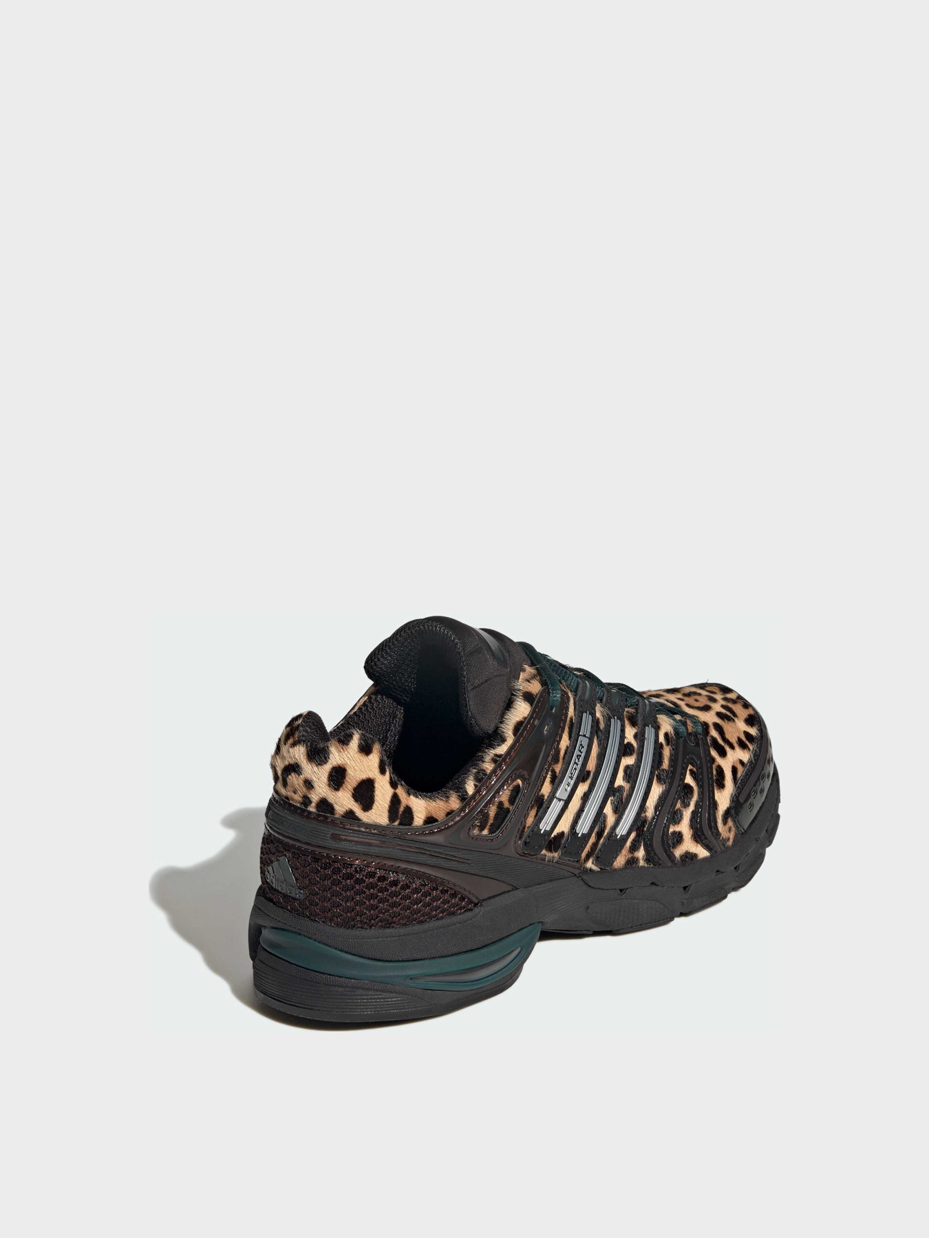 Кроссовки повседневные Adidas модель KI4204 Кроссовки повседневные Adidas модель KI4204 Фото