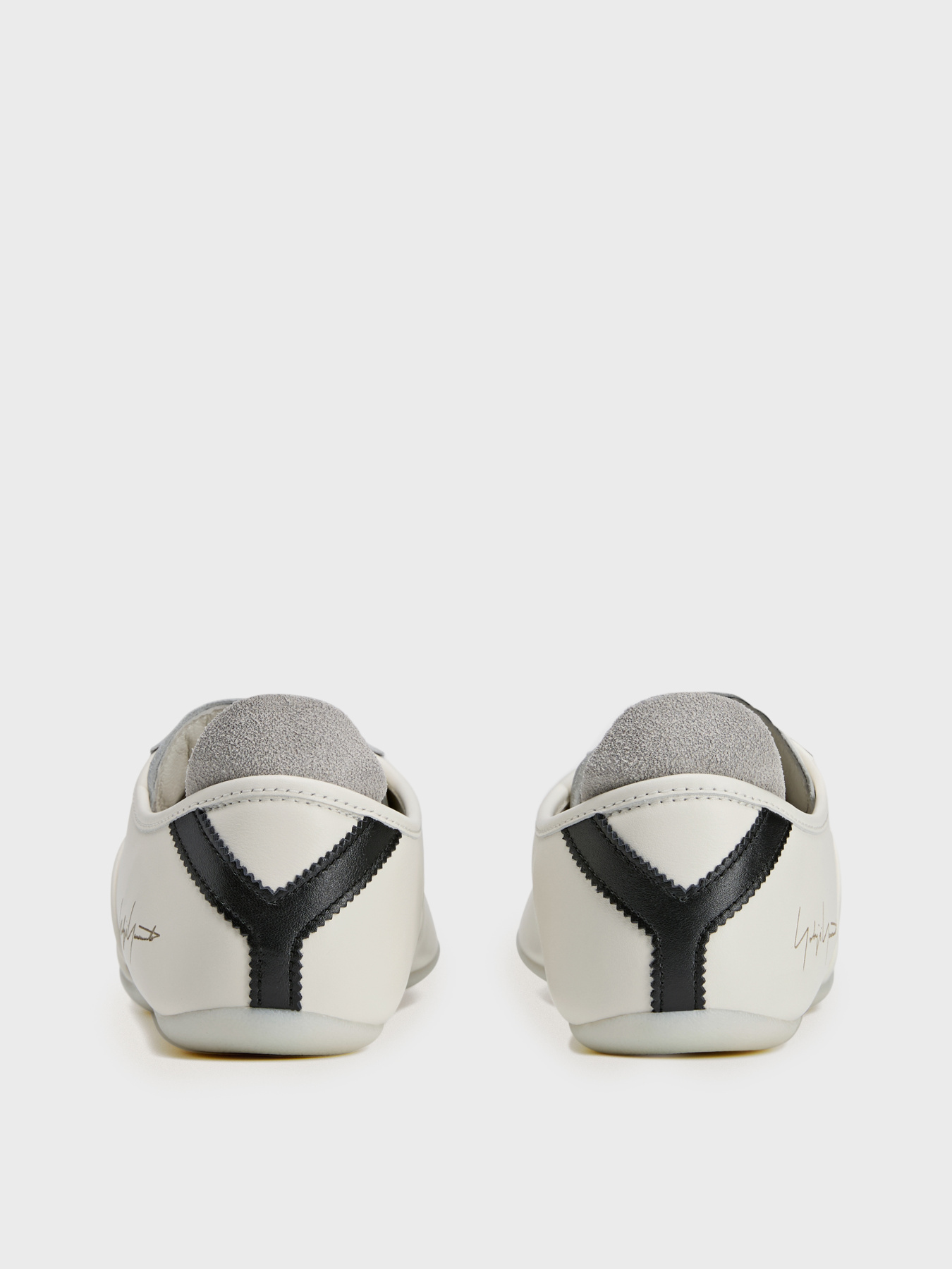 Кросівки повсякденні Adidas модель KI0882 Фото