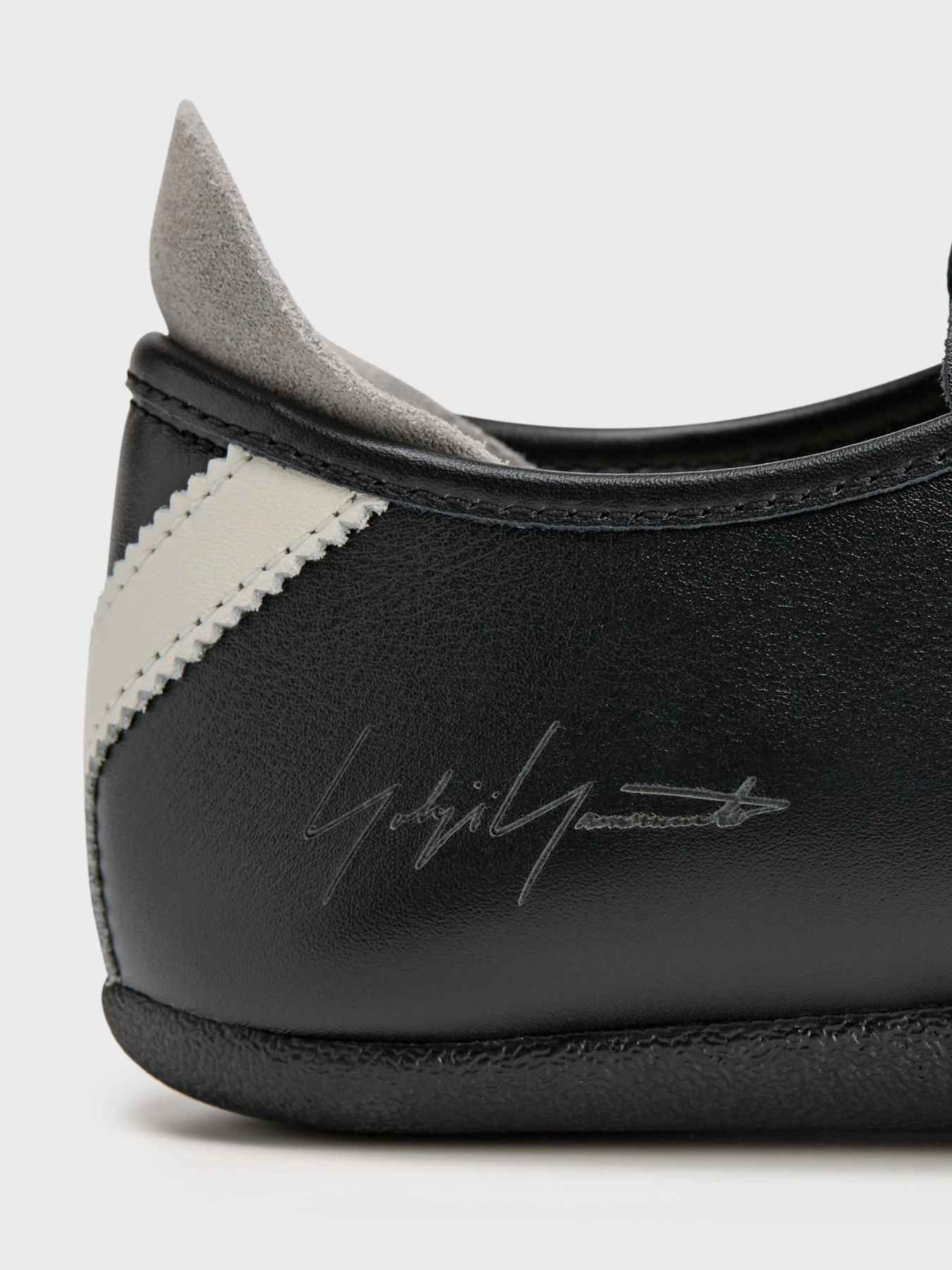 Кросівки повсякденні Adidas модель KI0884 Фото