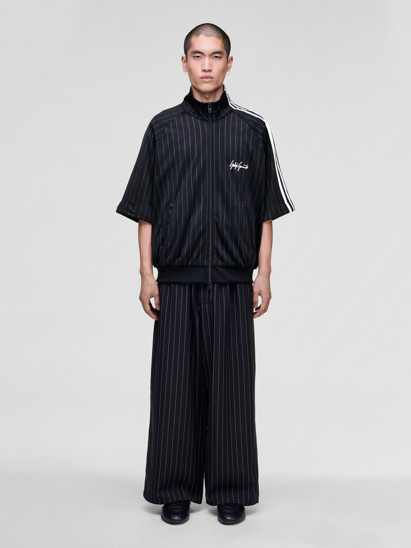 Повсякденні штани Adidas модель KR0179 Фото