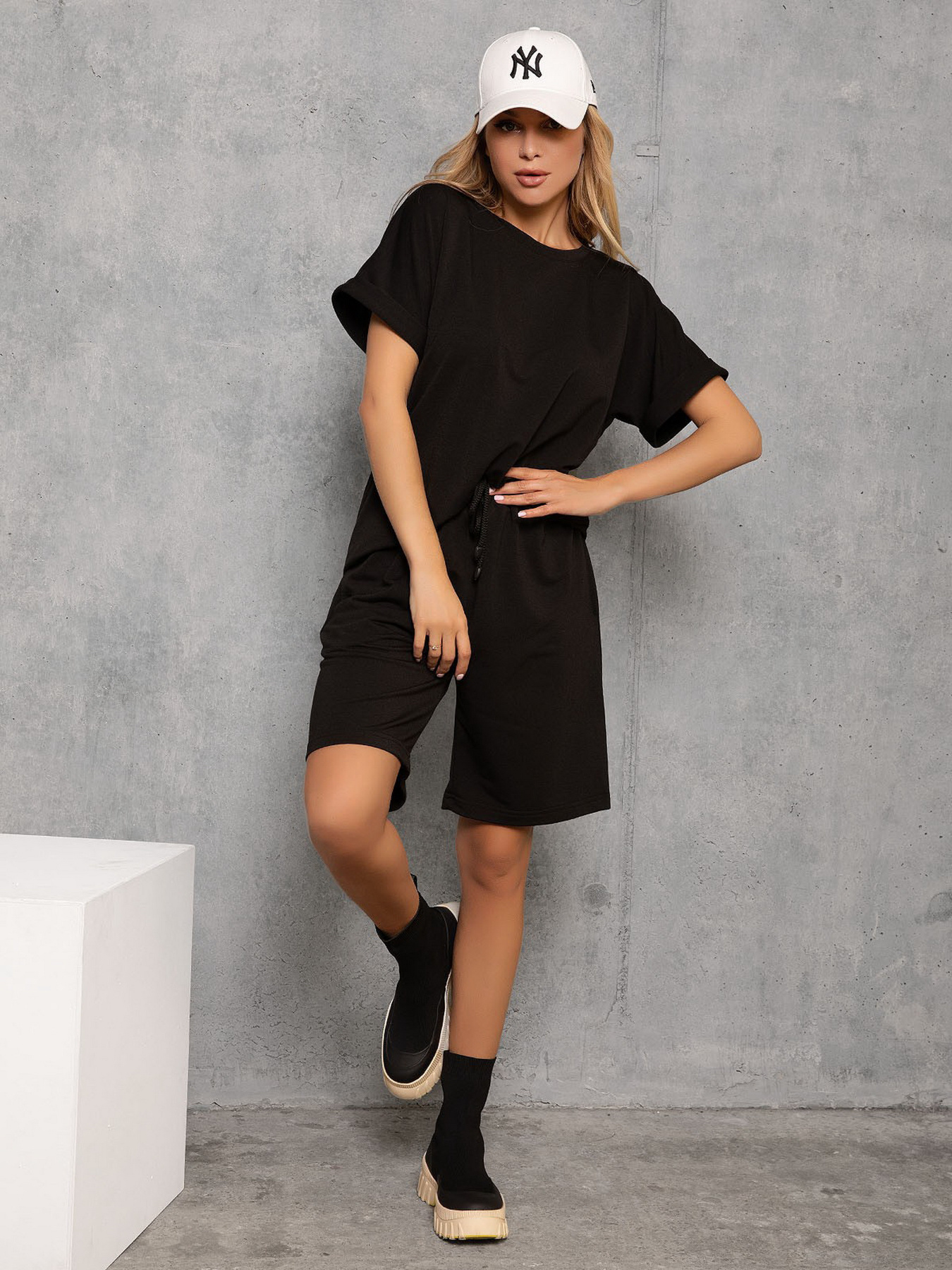 Костюмы ISSA Plus модель 12740_black Фото