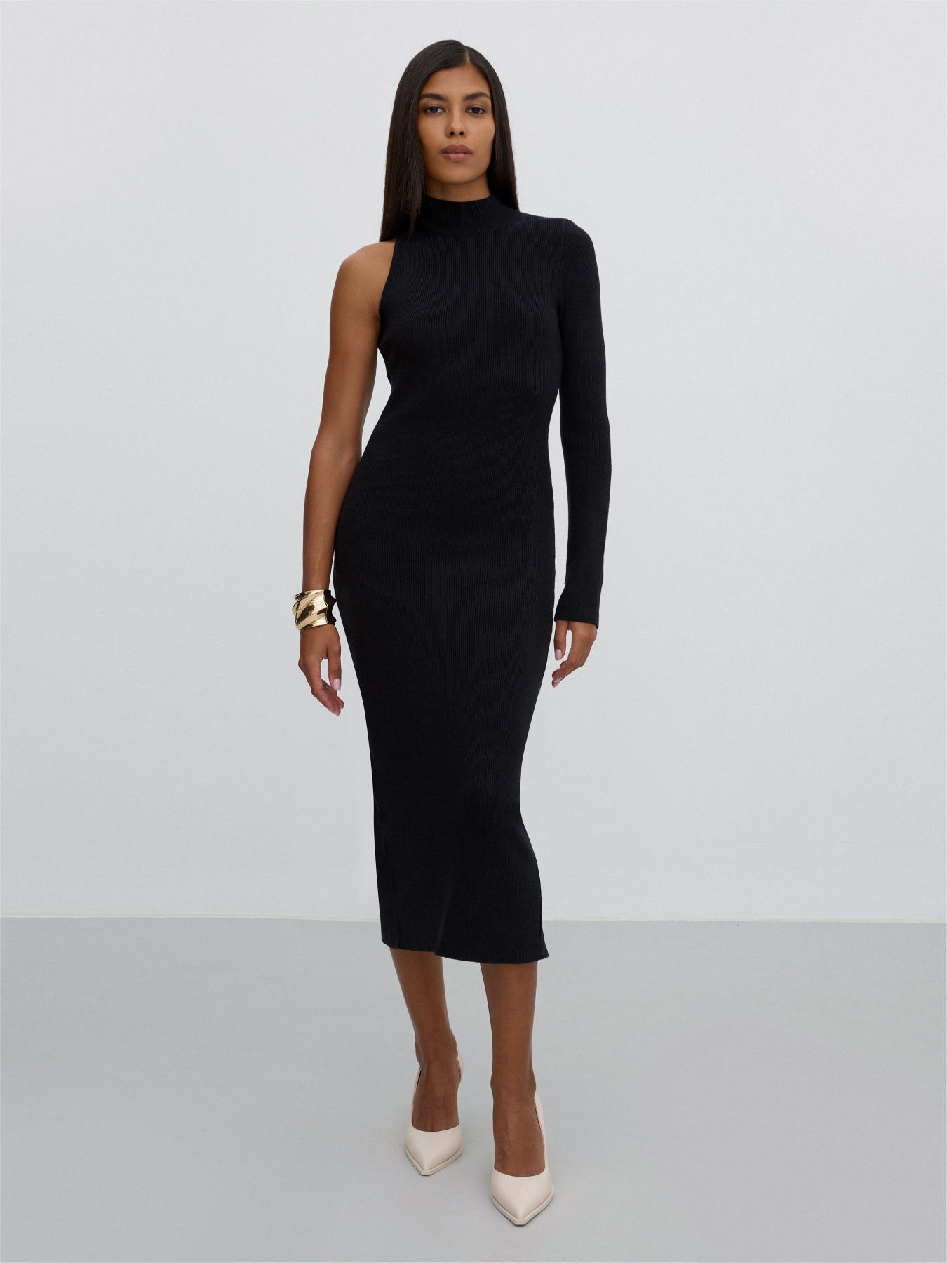 Сукня в'язана ESTRO 0389-04101, колір чорний модель 0389-04101 Фото