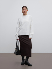 Джемпер ESTRO 0542-069201, колір молочний модель 0542-069201 Фото