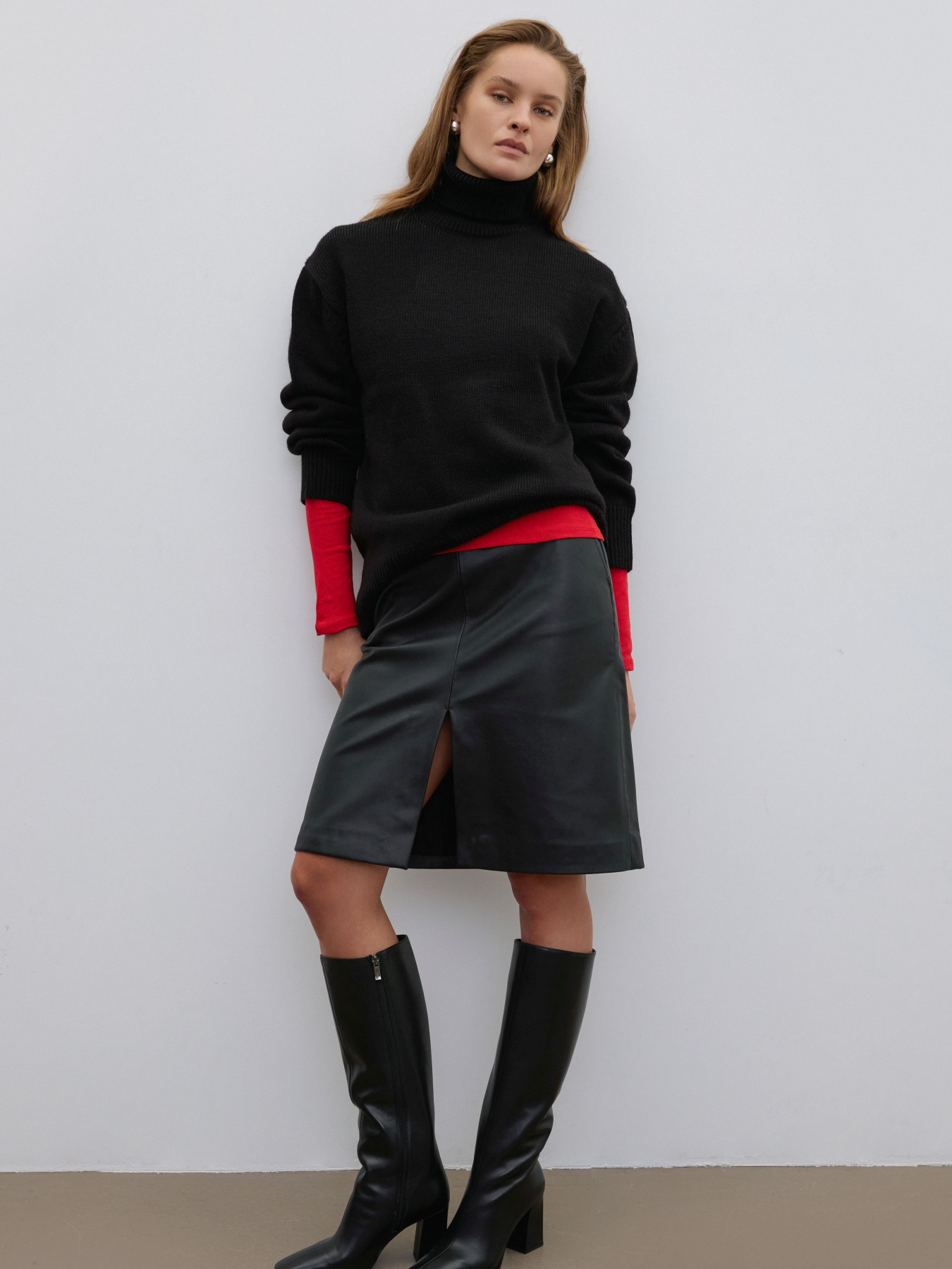 Светр в'язаний ESTRO 0541-06901, колір чорний модель 0541-06901 Фото