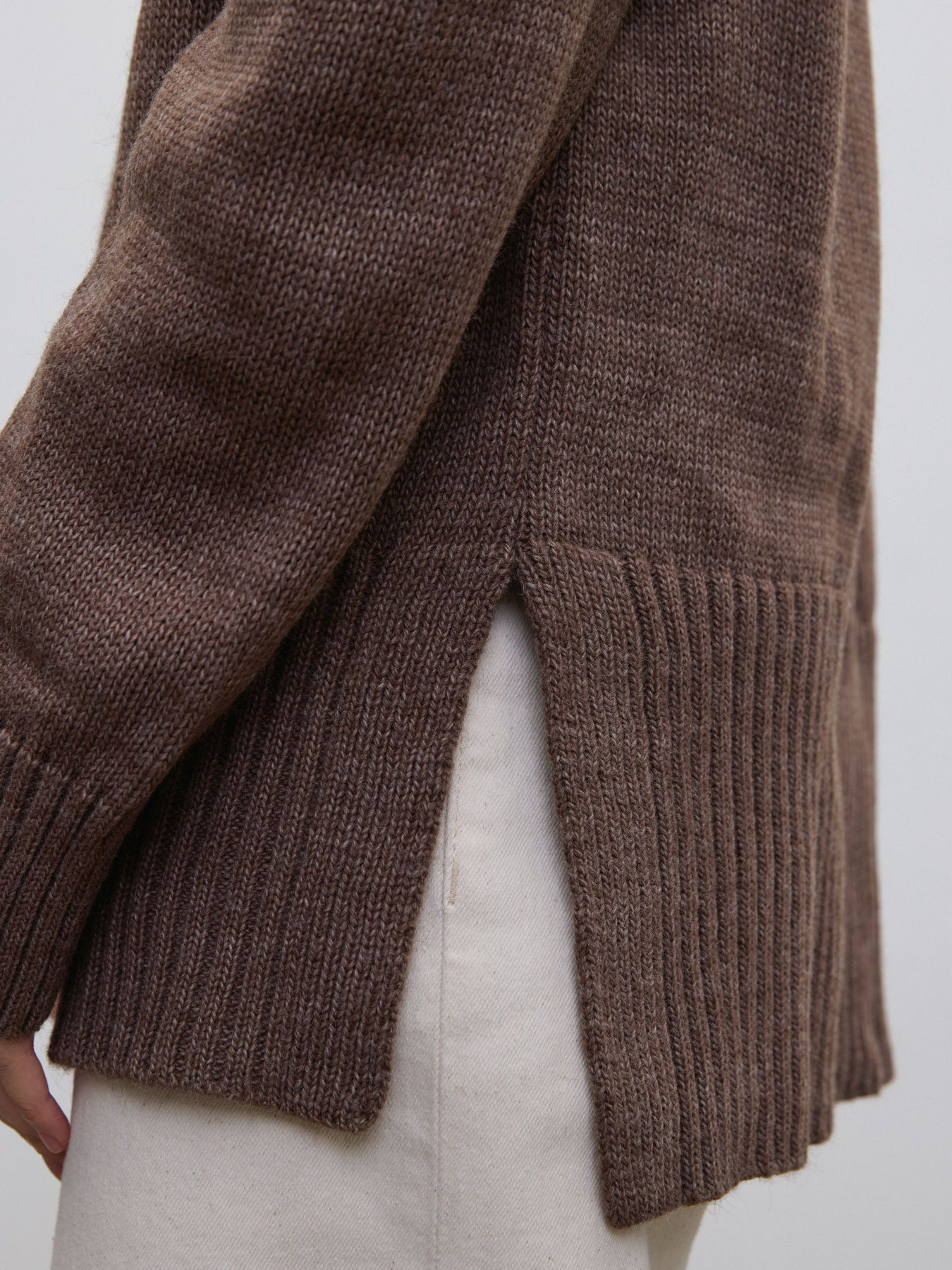 Светр в'язаний ESTRO 0540-06908, колір коричневий модель 0540-06908 Фото