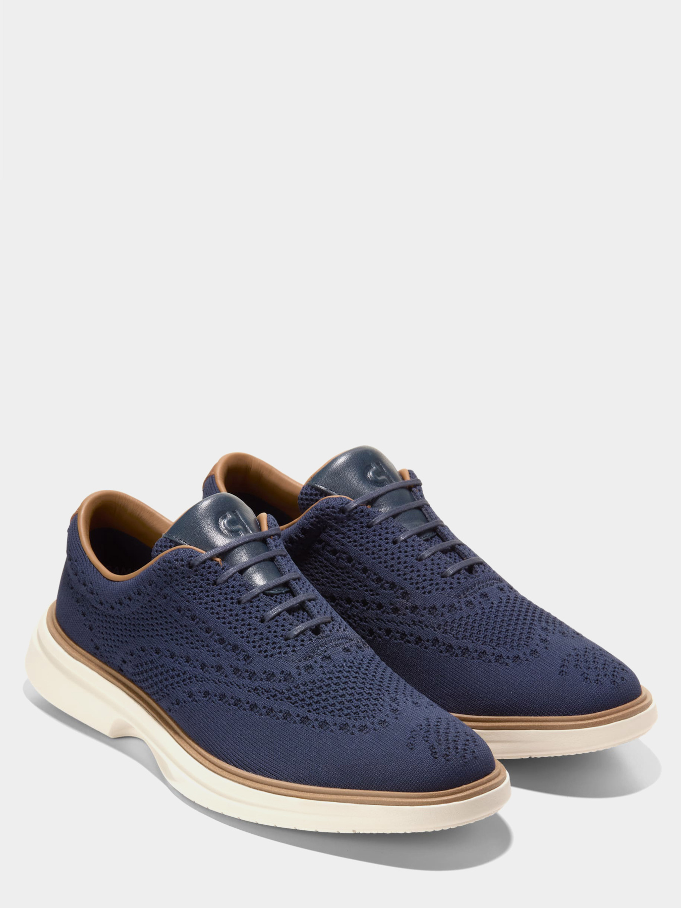 Туфли и лоферы Cole Haan модель C43762 Фото
