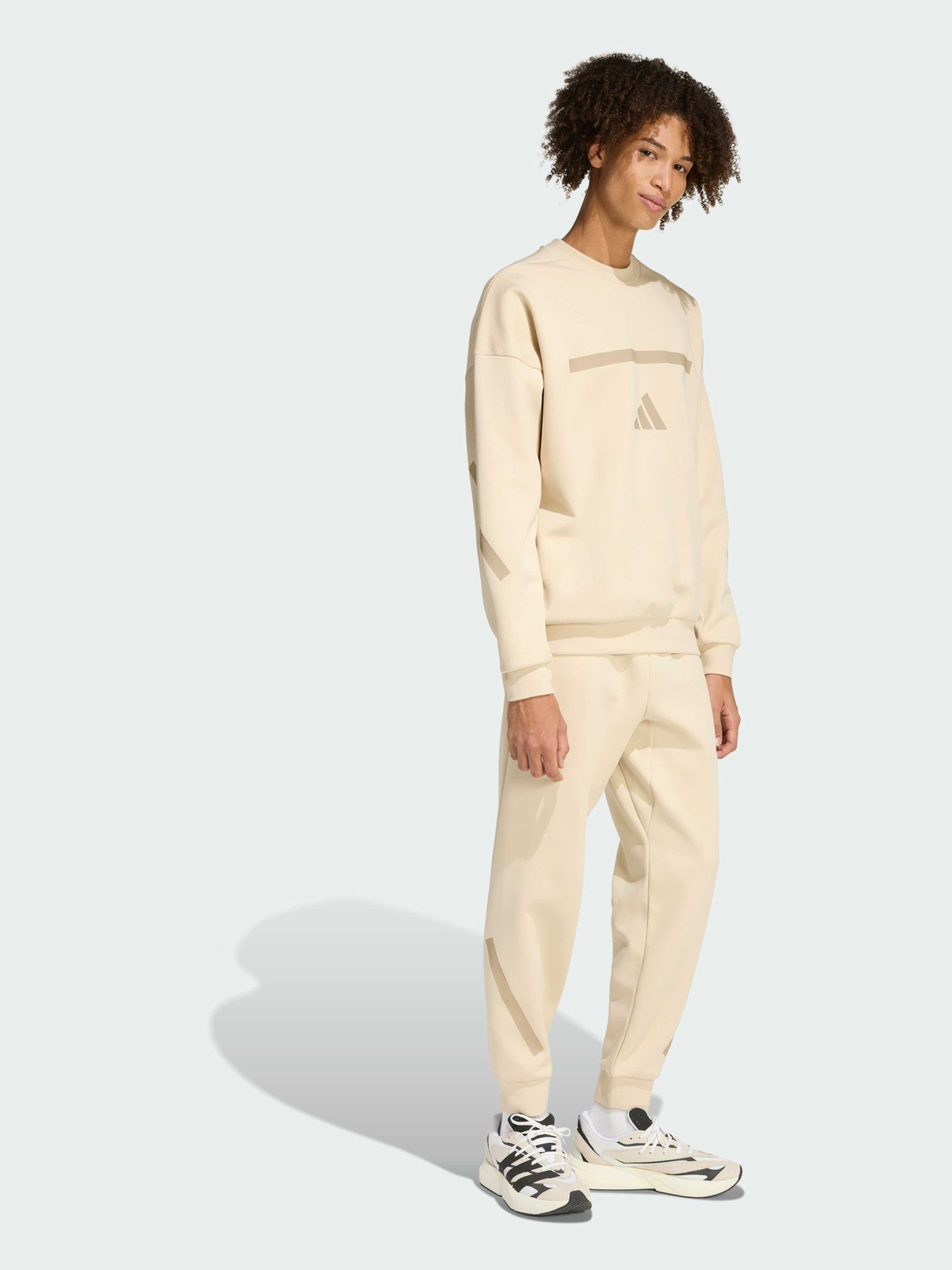 Світшот Adidas ZNE модель KE4705 Світшот Adidas ZNE модель KE4705 Фото