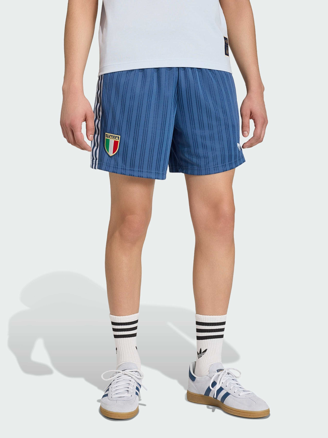 Шорты спортивные Adidas модель JY9625 Шорты спортивные Adidas модель JY9625 Фото