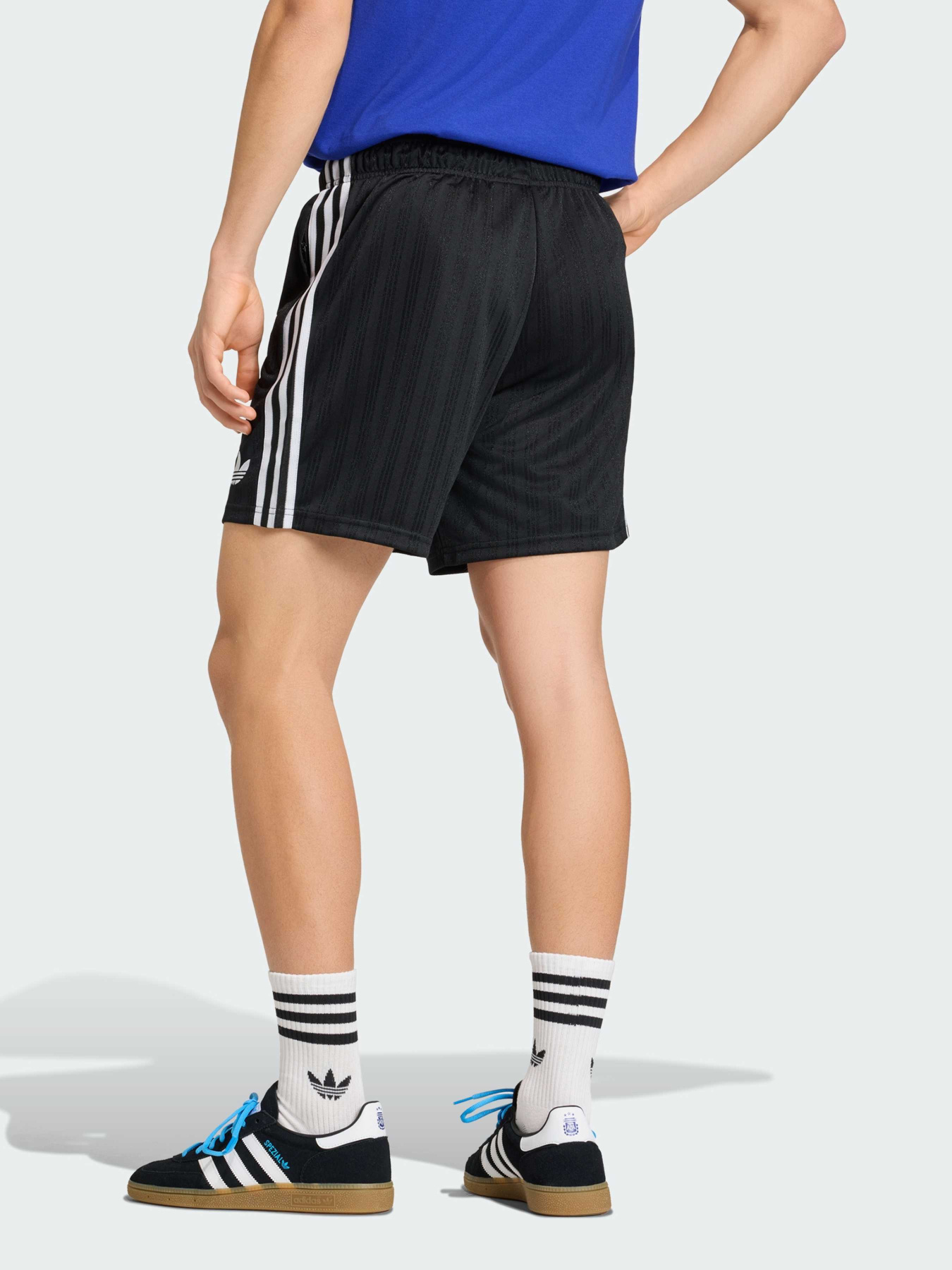 Спортивні шорти Adidas модель JZ6308 Фото