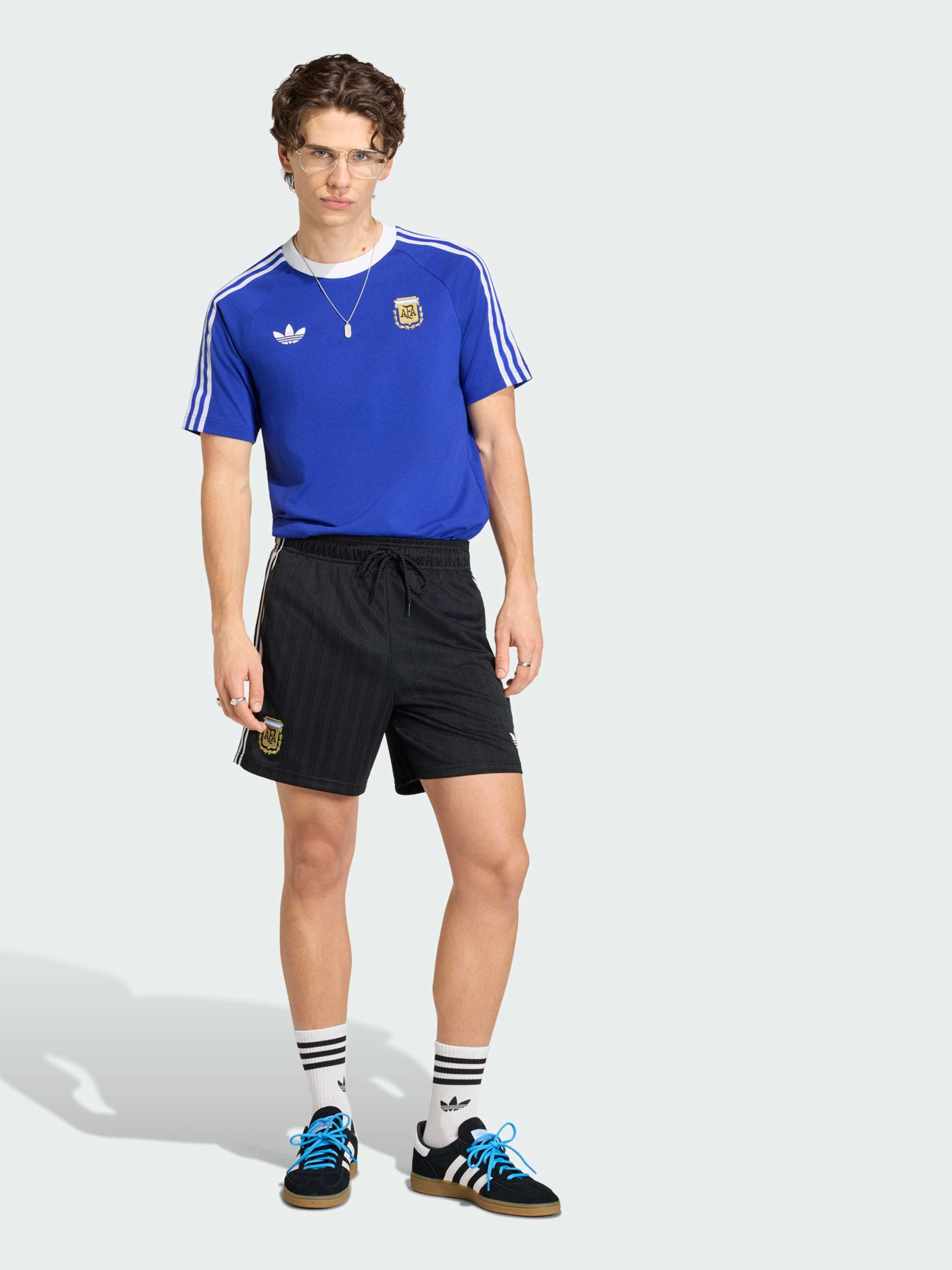 Спортивні шорти Adidas модель JZ6308 Фото