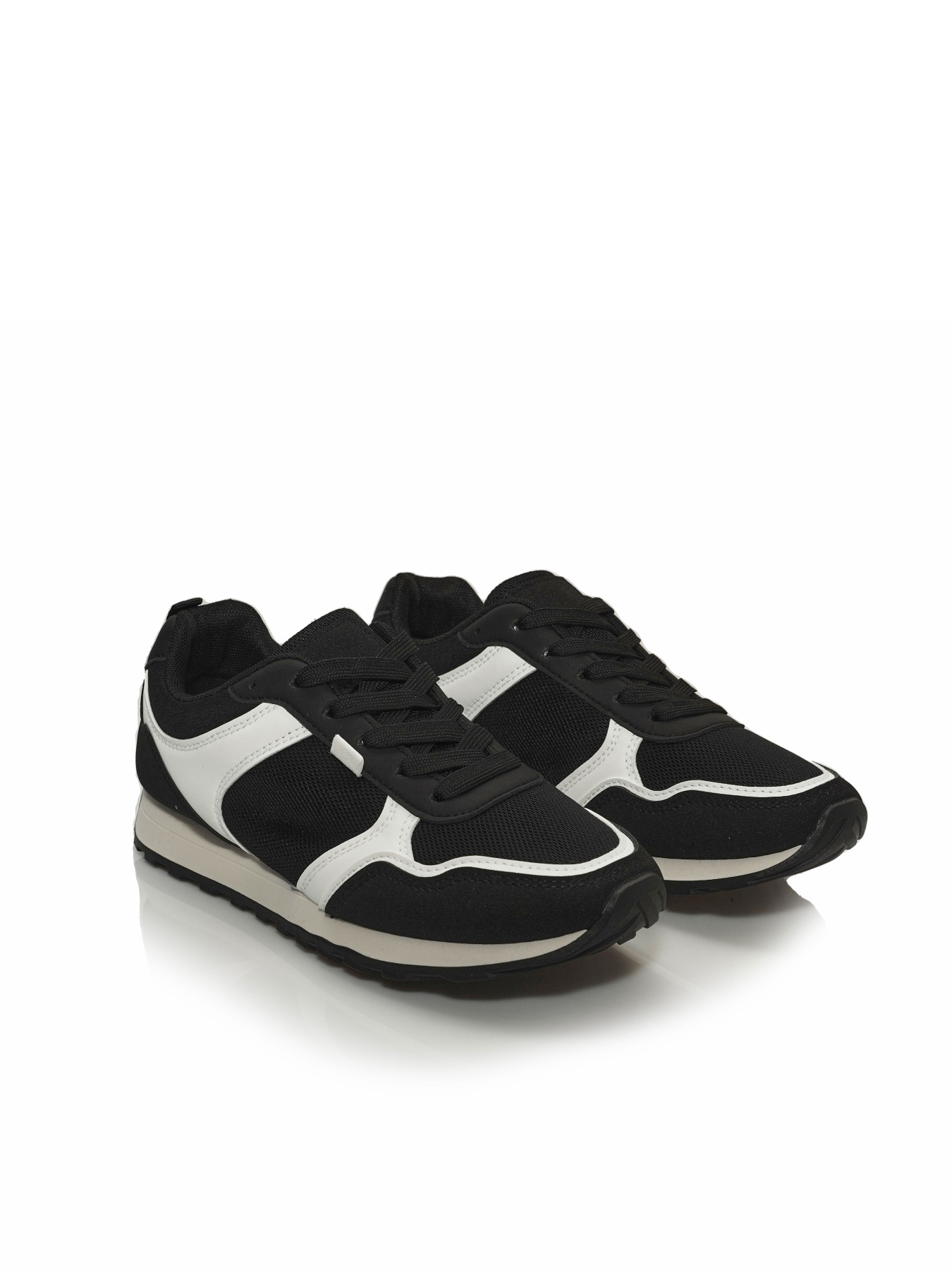 Кроссовки модель B2020-2black Кроссовки модель B2020-2black Фото