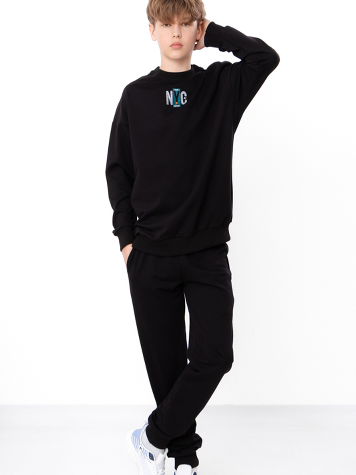 Підлітковий костюм для хлопчика зі світшотом та штанами, Чорний Носи Своє (6419-057-33) модель 6419-057-33-chornij-nyc Фото