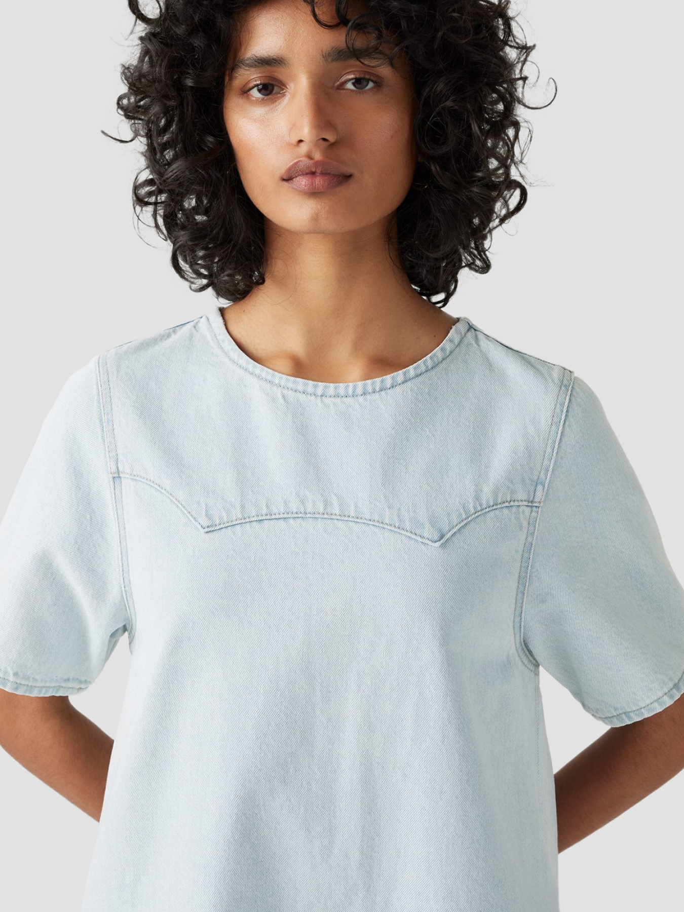 Платья Levi's модель 001WD;0000 Фото