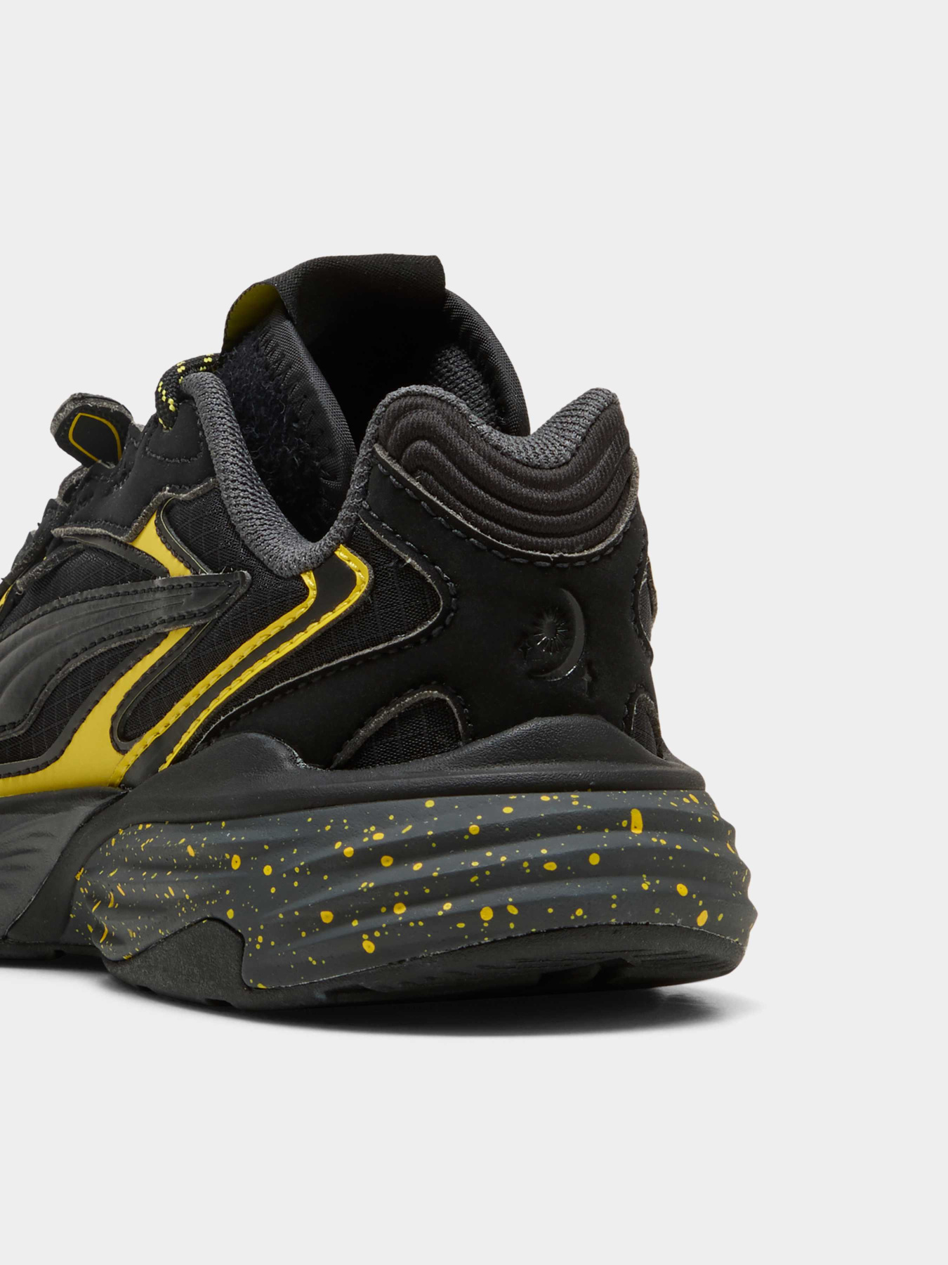 Кроссовки PUMA Fade Nitro Umbreon Ps модель 407019 Фото