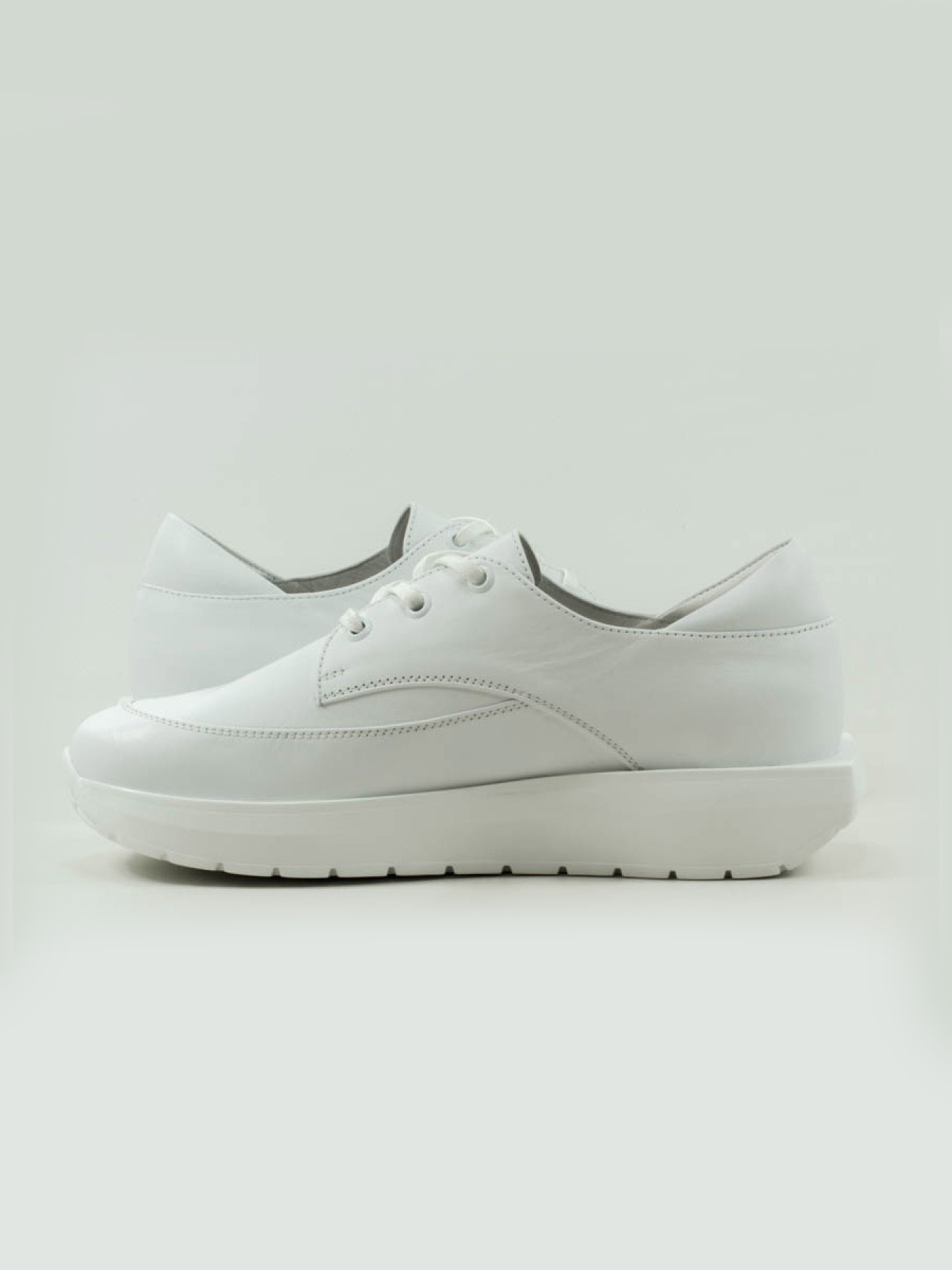 Жіночі туфлі комфорт VILANSI V1016-445 WHT модель V1016-445 WHT Жіночі туфлі комфорт VILANSI V1016-445 WHT модель V1016-445 WHT Фото