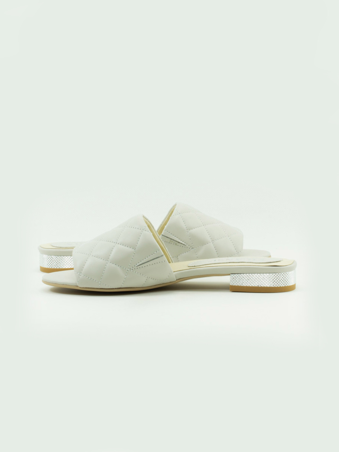 Женские шльопанці VILANSI V7889 BEIGE модель V7889 BEIGE Фото