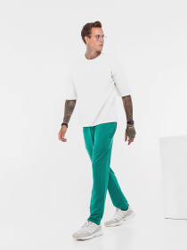 Повсякденний костюм ISSA Plus модель GN-434_greenmilky Повсякденний костюм ISSA Plus модель GN-434_greenmilky Фото