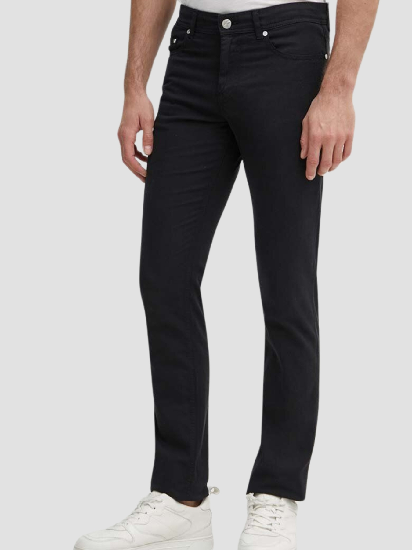 Прямые джинсы Karl Lagerfeld модель 542826.265840;990 Прямые джинсы Karl Lagerfeld модель 542826.265840;990 Фото