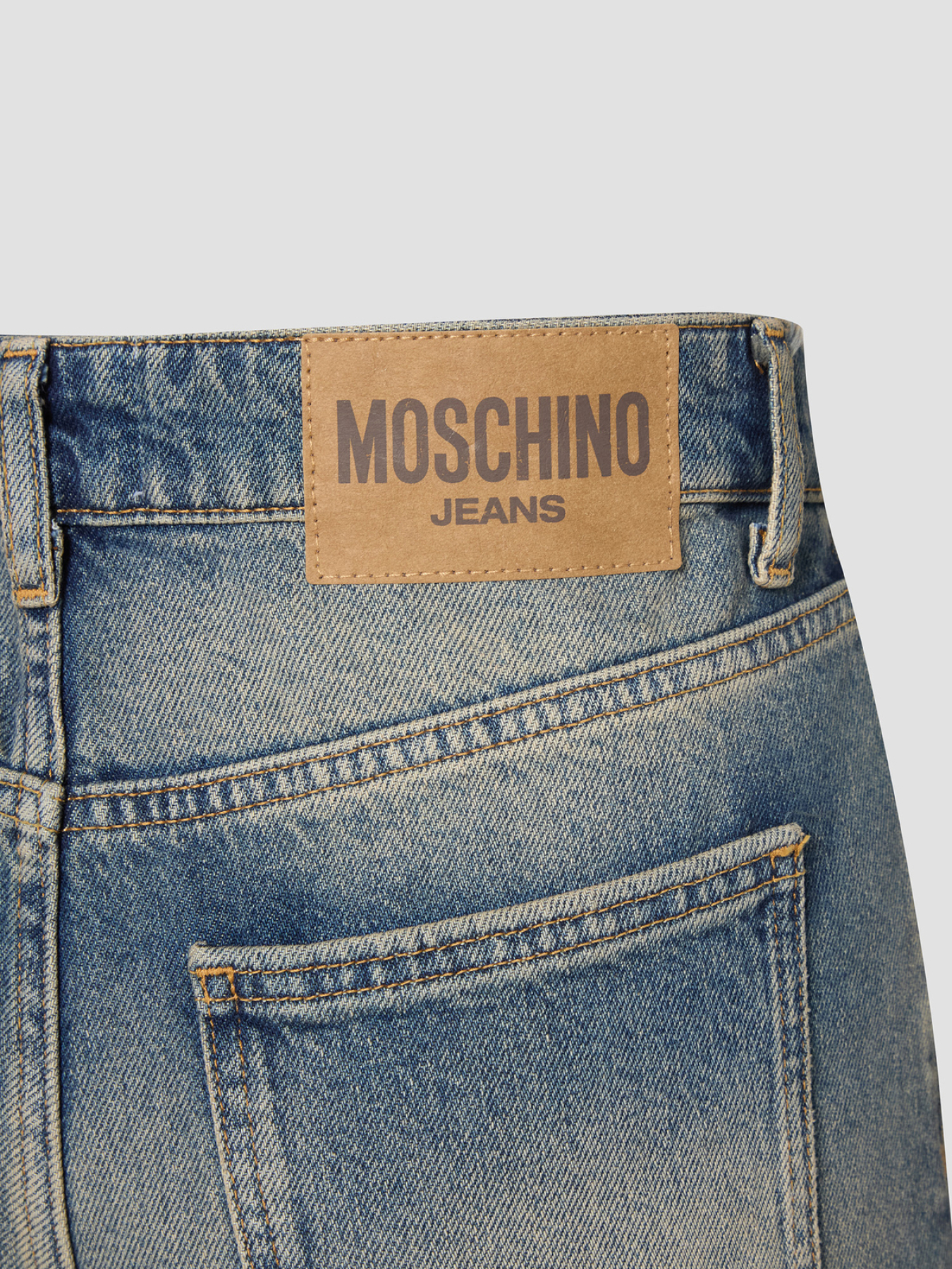 Прямые джинсы Moschino модель A0320.8221;1329 Фото