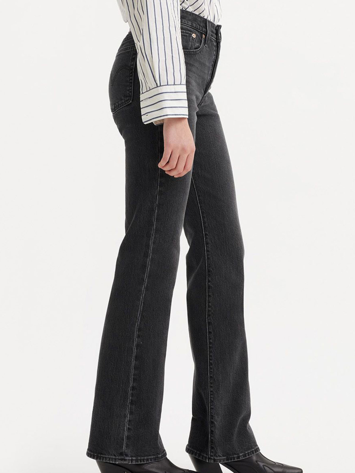 Прямые джинсы Levi's модель A8710;0010 Прямые джинсы Levi's модель A8710;0010 Фото