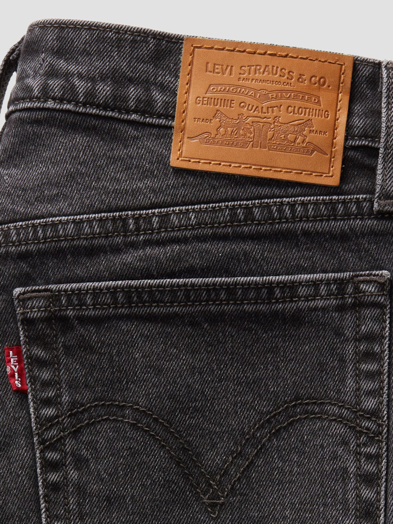 Прямые джинсы Levi's модель A8710;0010 Прямые джинсы Levi's модель A8710;0010 Фото