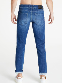 Прямые джинсы GUESS модель M2YAS2.D4PM1;OFFI Фото