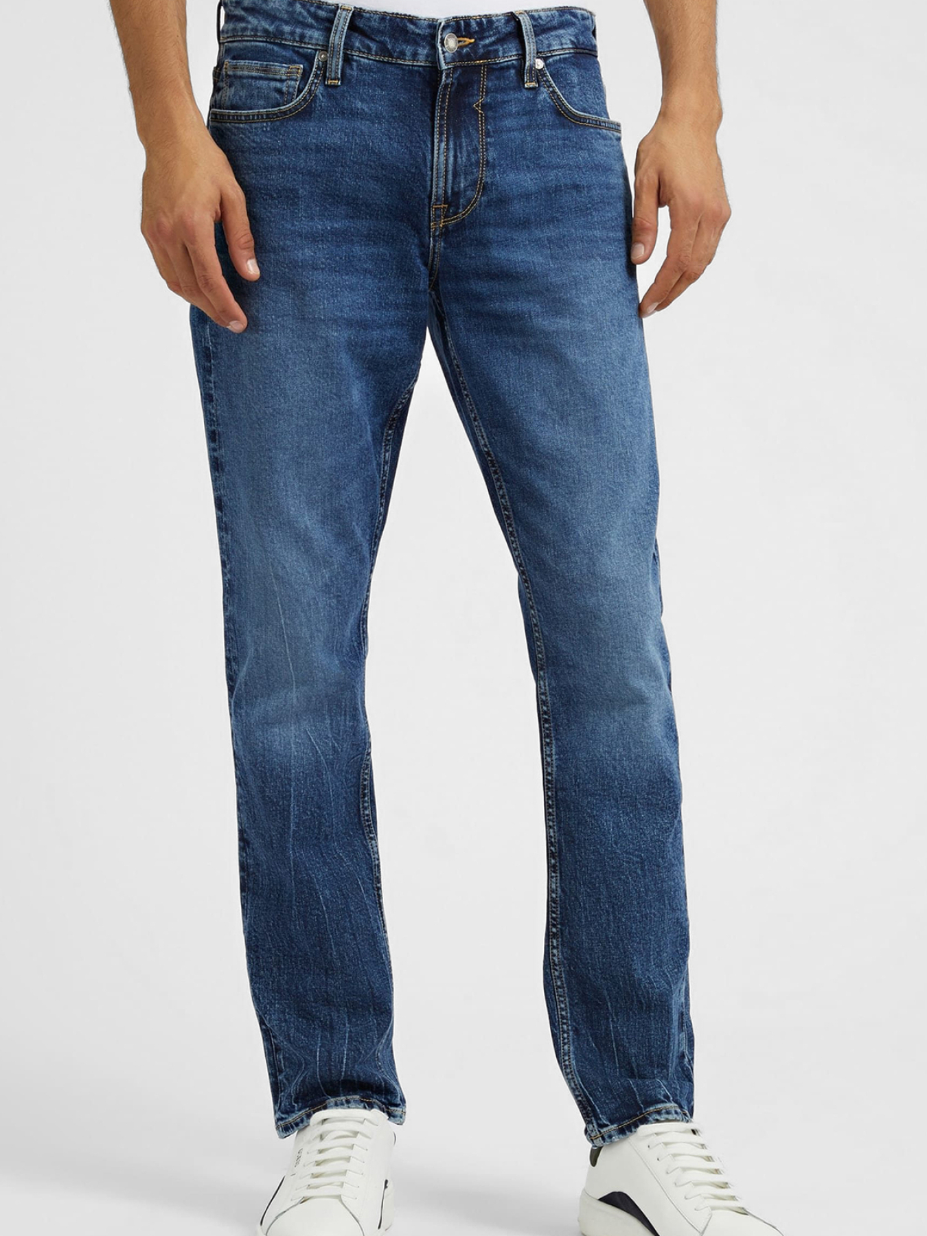 Прямые джинсы GUESS модель M3RAS2.D4TB3;KEN1 Фото