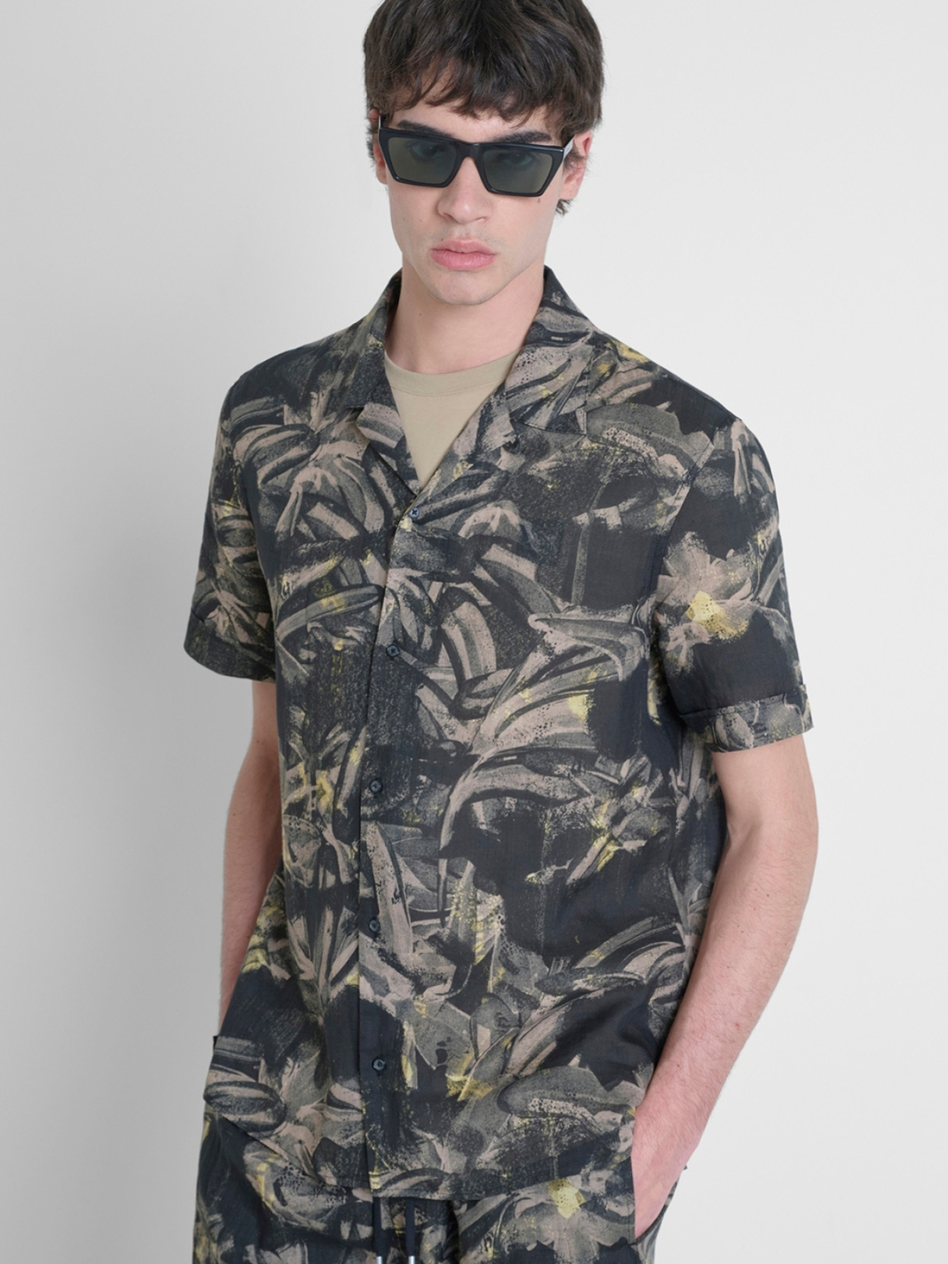 Сорочка повсякденна Antony Morato модель MMSS00189.FA430638;9000 Сорочка повсякденна Antony Morato модель MMSS00189.FA430638;9000 Фото