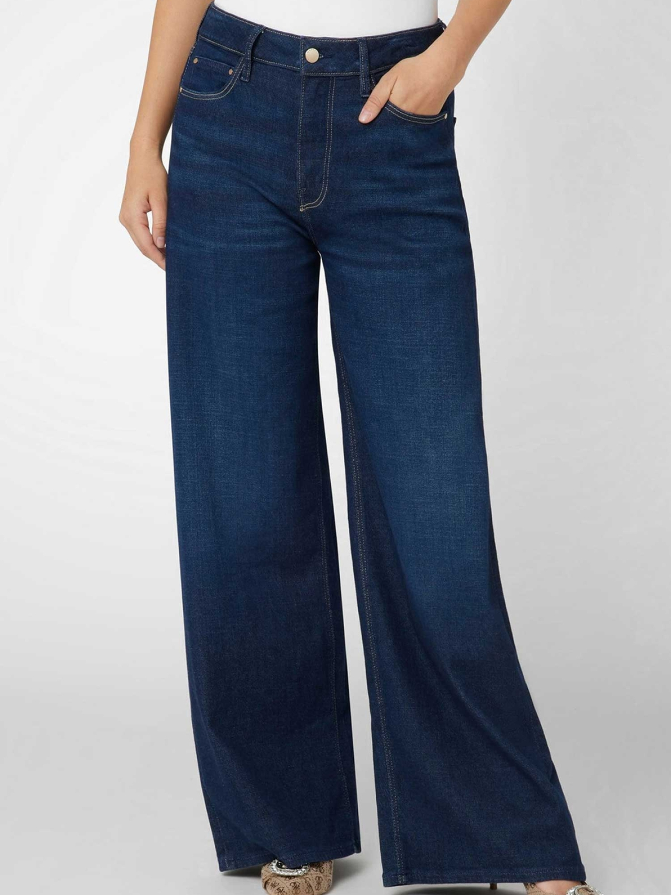 Прямі джинси GUESS модель W4BA82.D5HF1;LEF1 Фото