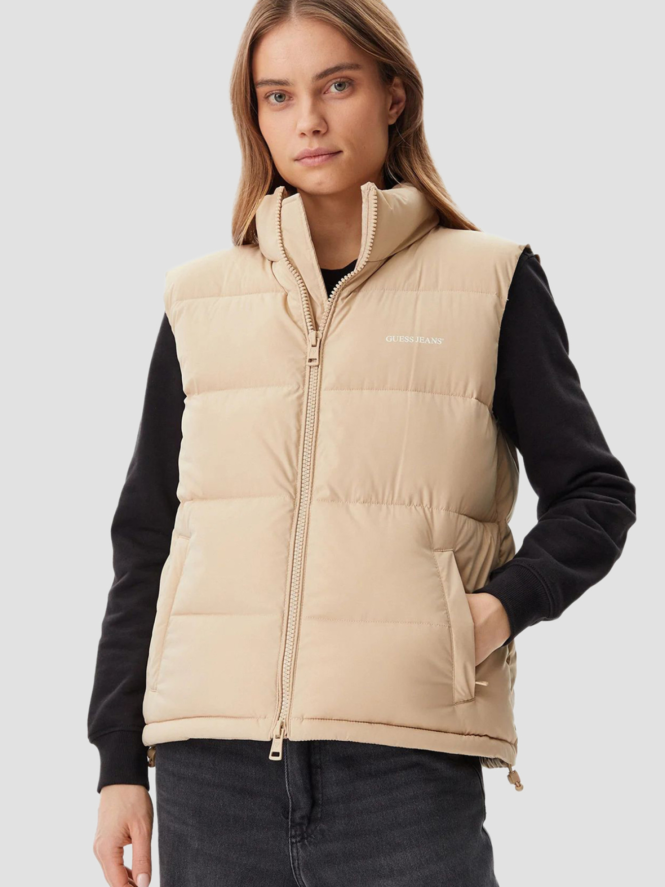 Утеплений жилет Guess Jeans модель W4BN59.WGII2;A117 Фото