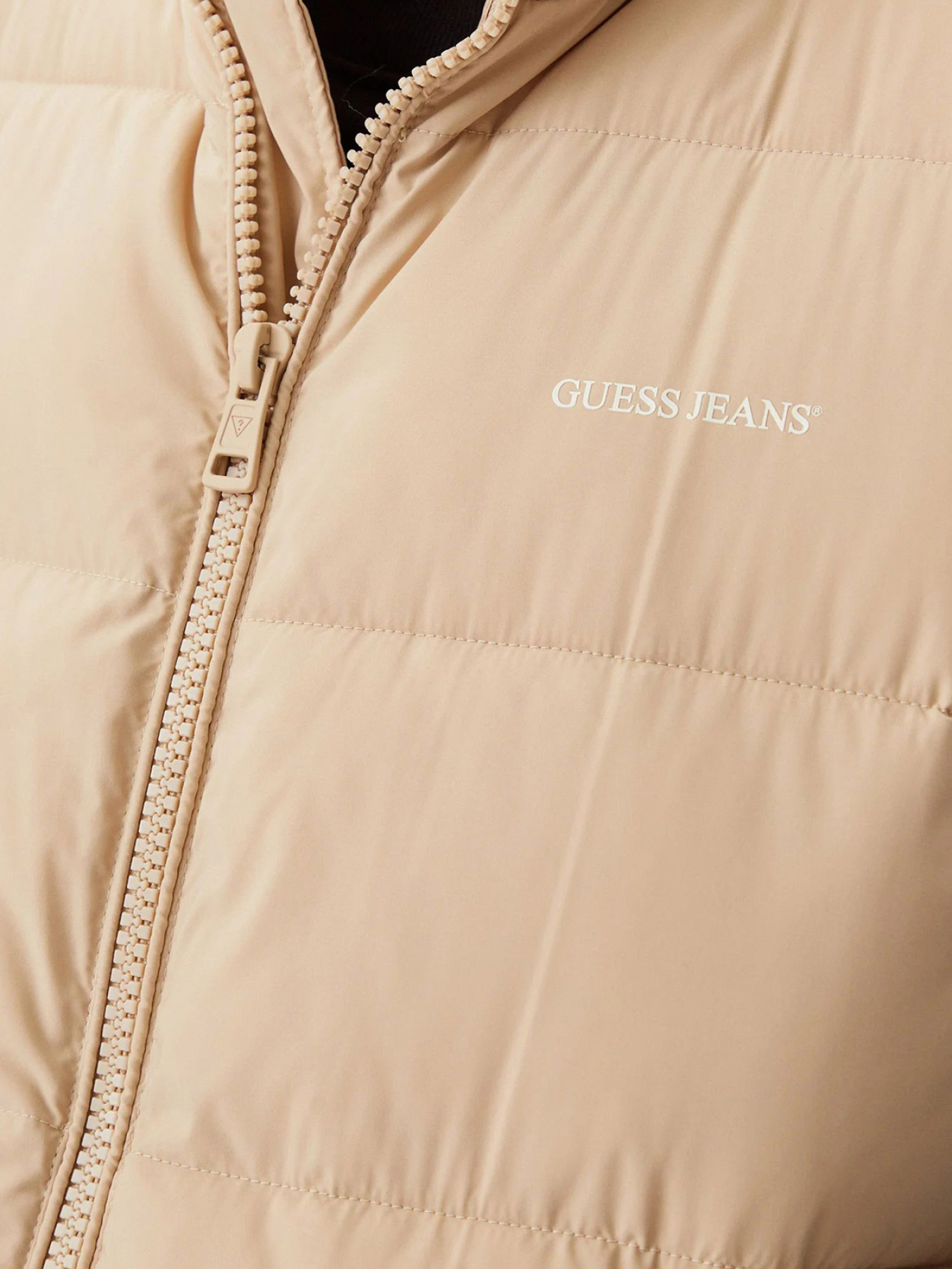 Утеплений жилет Guess Jeans модель W4BN59.WGII2;A117 Фото