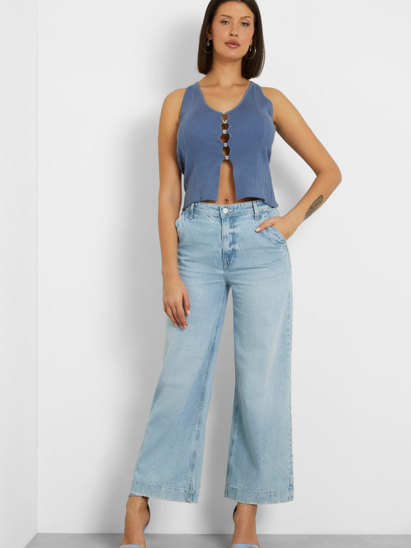 Прямі джинси GUESS модель W4GA77.D5B66;SEAD Прямі джинси GUESS модель W4GA77.D5B66;SEAD Фото